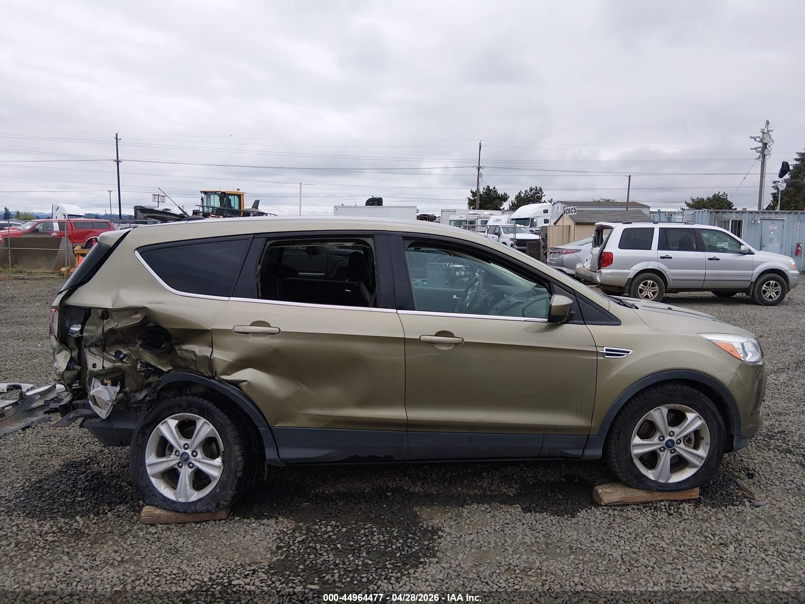 2013 Ford Escape Se Зеленый vin: 1FMCU9G94DUA17887