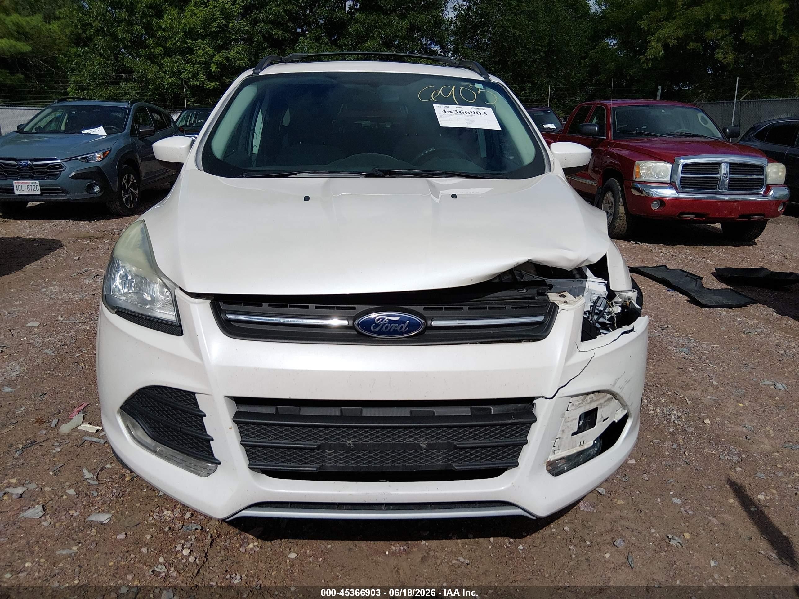 2013 Ford Escape Se White vin: 1FMCU9G94DUD02038