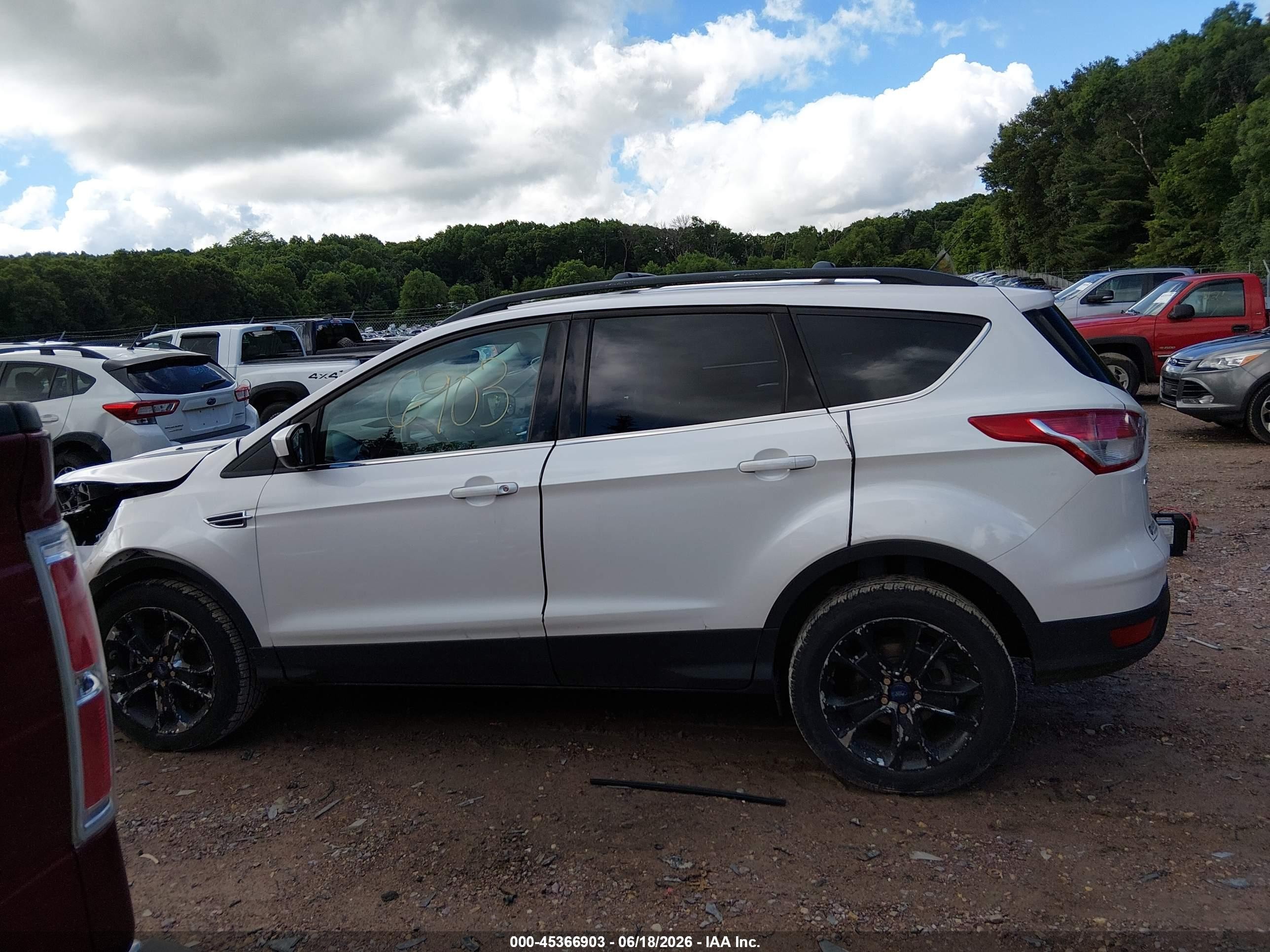 2013 Ford Escape Se White vin: 1FMCU9G94DUD02038