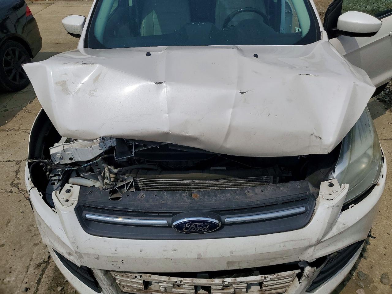 2014 Ford Escape Se White vin: 1FMCU9G94EUB20017