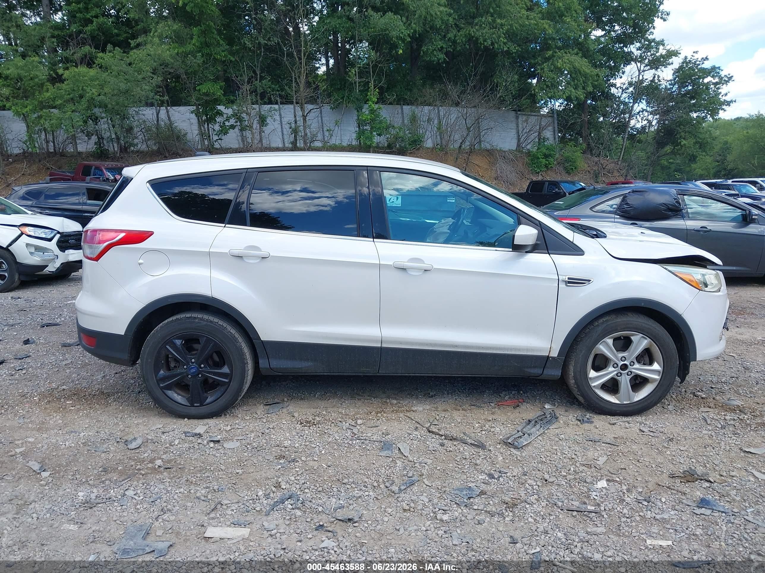 2014 Ford Escape Se White vin: 1FMCU9G94EUC22109