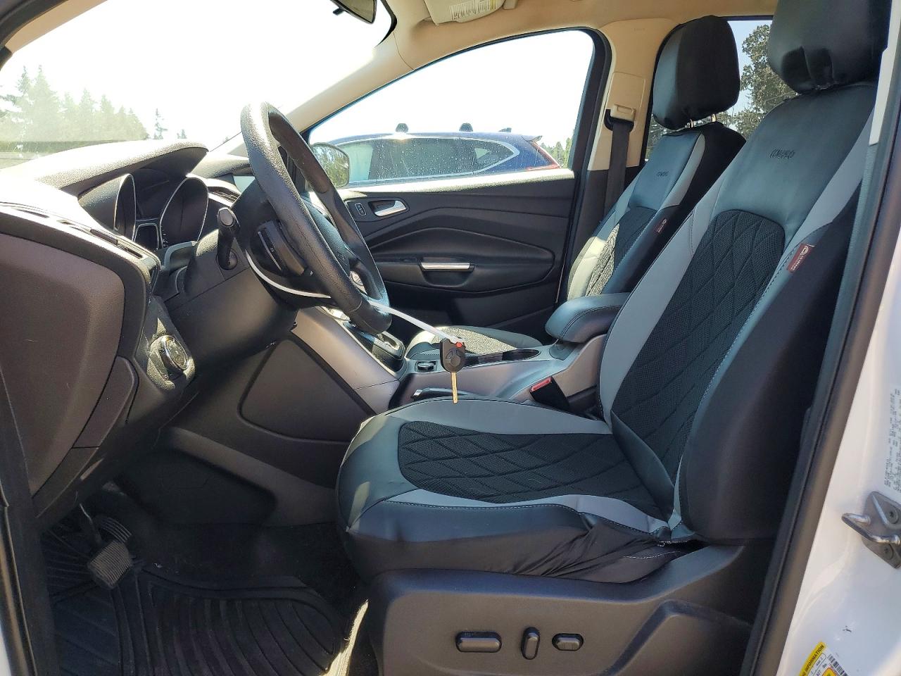 2014 Ford Escape Se White vin: 1FMCU9G94EUC54302