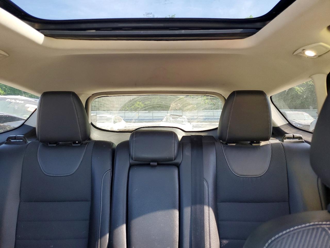 2015 Ford Escape Se White vin: 1FMCU9G94FUA00798