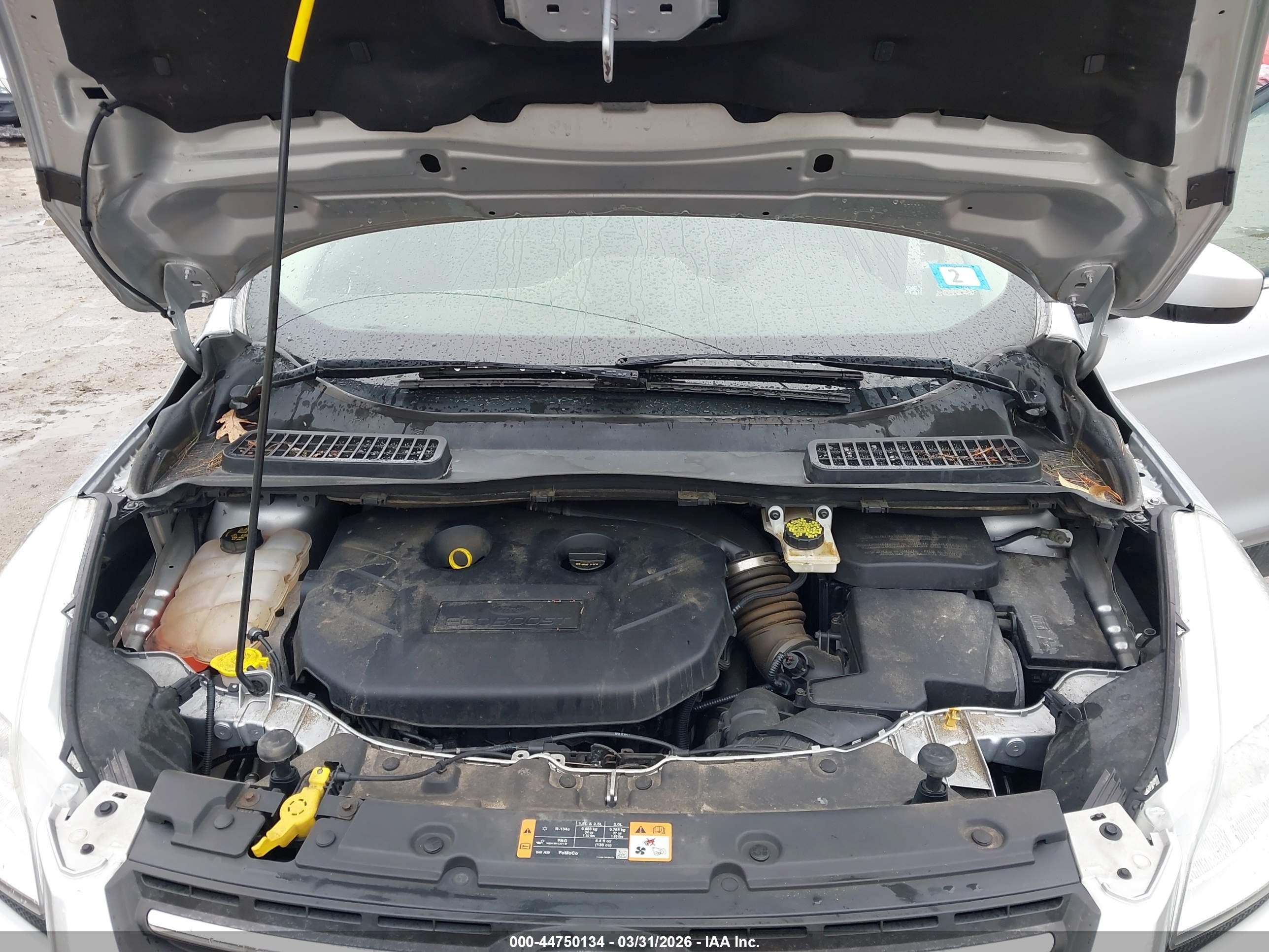 2015 Ford Escape Se Серебряный vin: 1FMCU9G94FUB34887