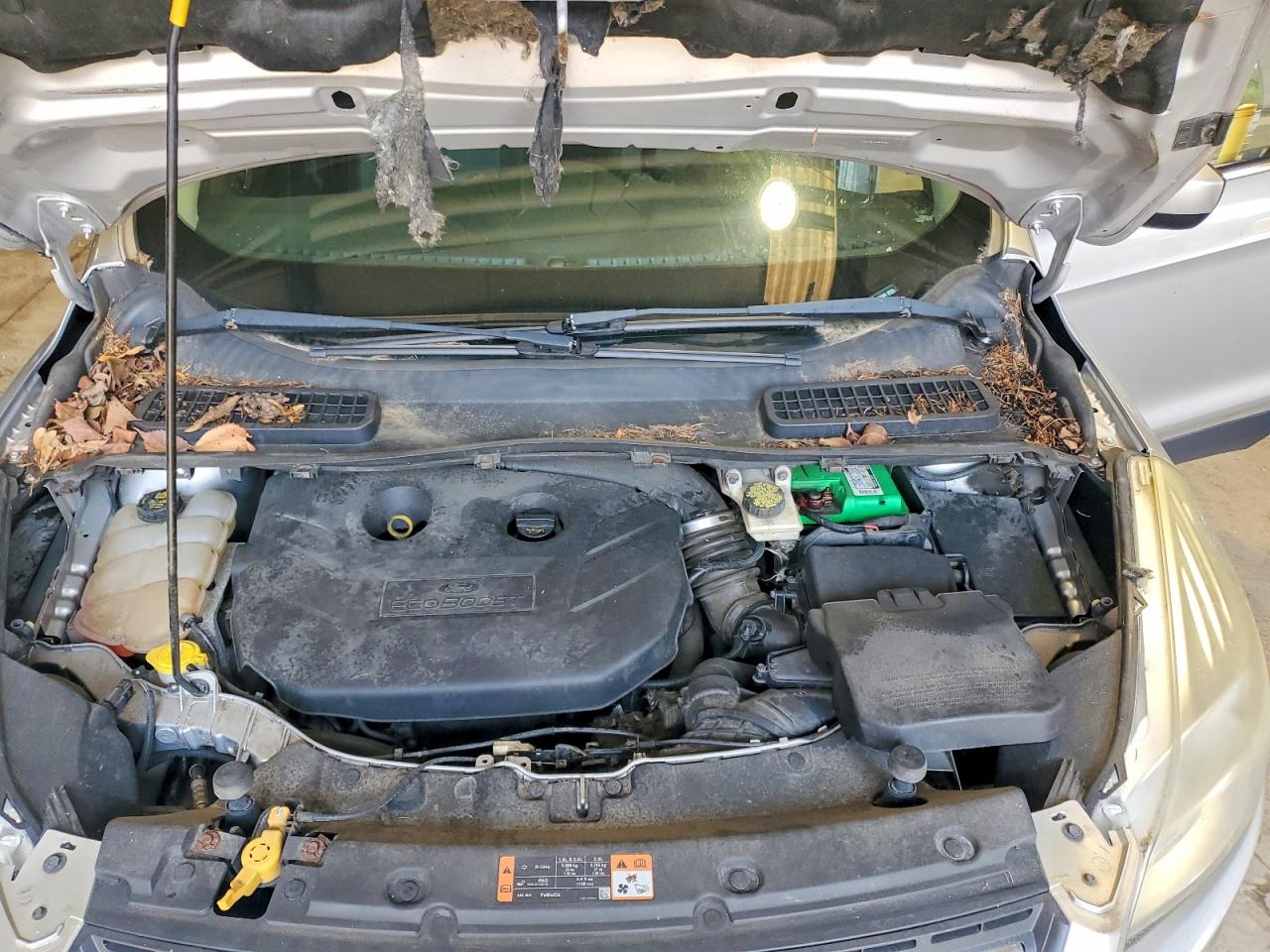 2015 Ford Escape Se Серебряный vin: 1FMCU9G94FUB90585