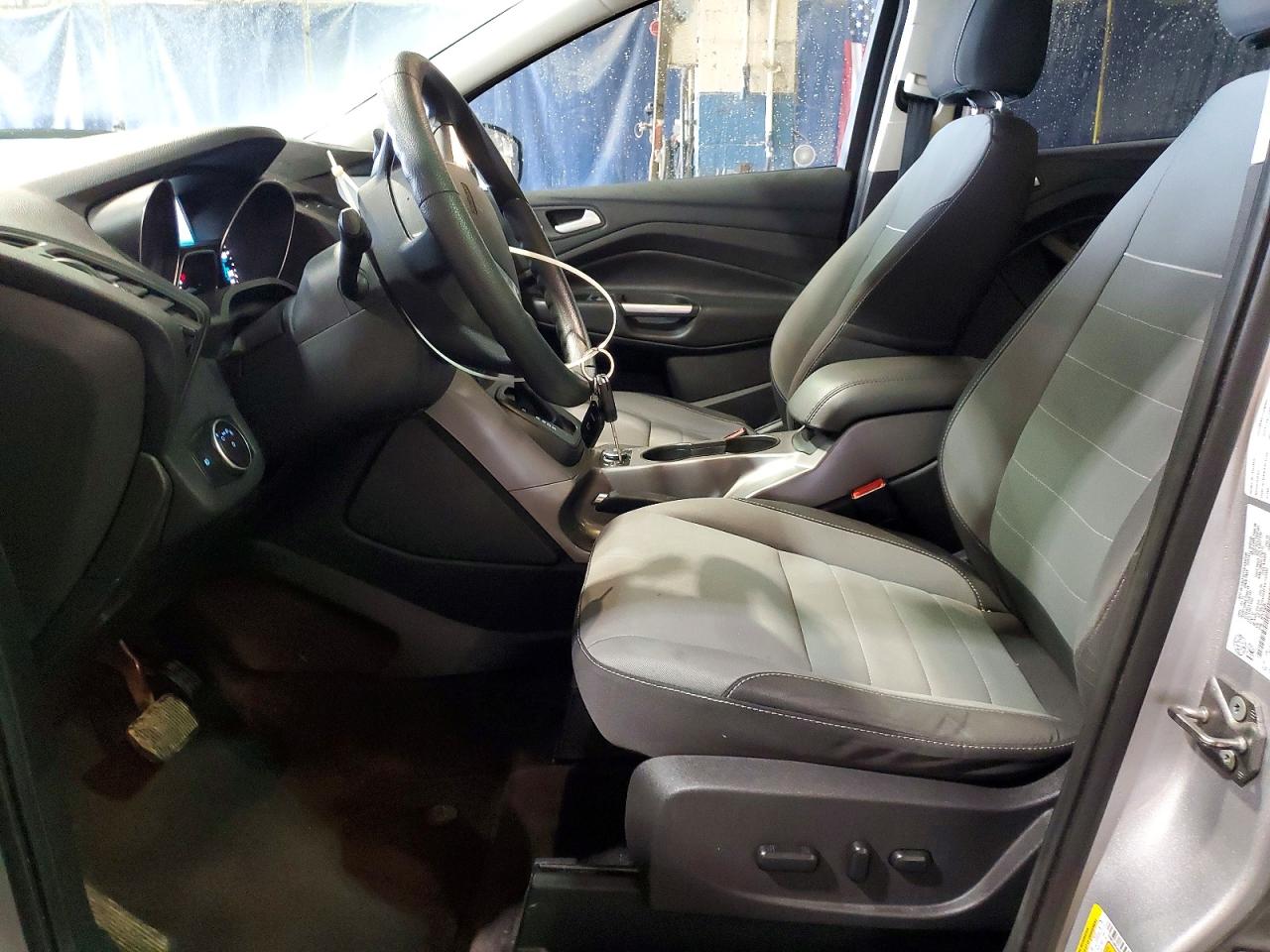 2015 Ford Escape Se Серебряный vin: 1FMCU9G94FUC70002