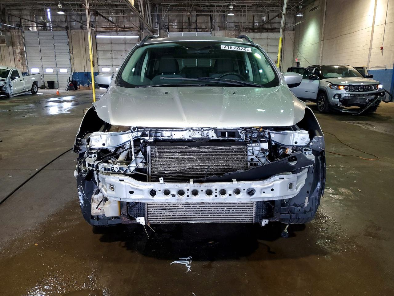 2015 Ford Escape Se Серебряный vin: 1FMCU9G94FUC70002