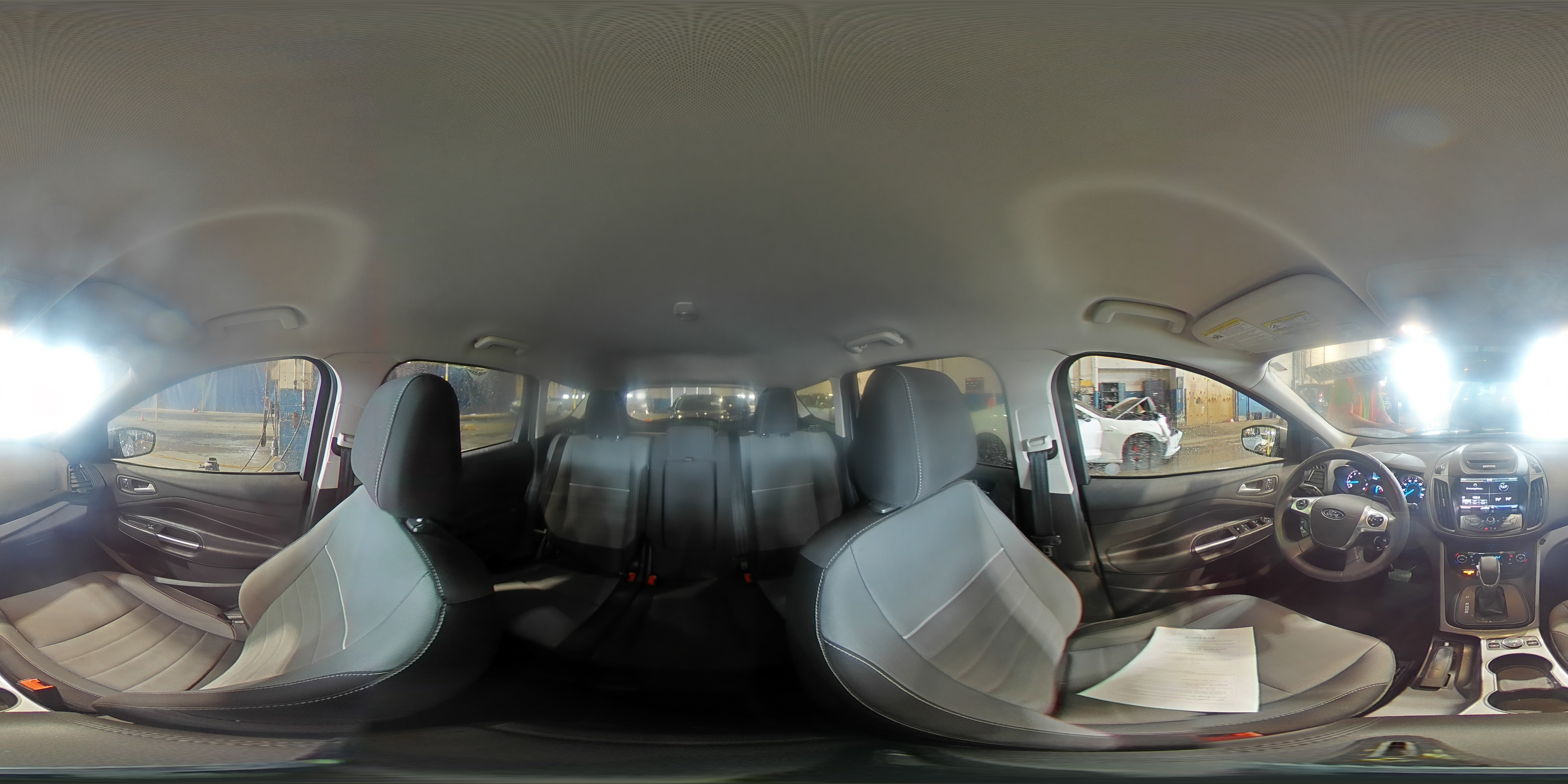 2015 Ford Escape Se Серебряный vin: 1FMCU9G94FUC70002