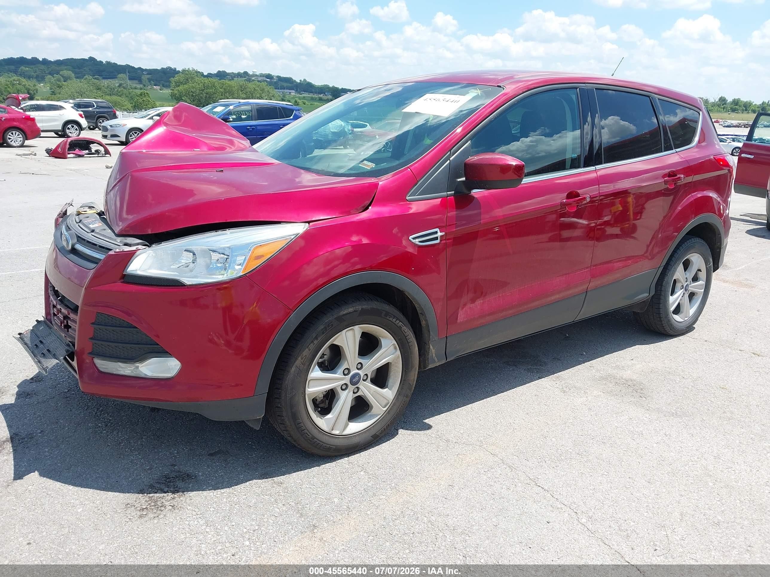 2015 Ford Escape Se Темно-бордовый vin: 1FMCU9G94FUC78830