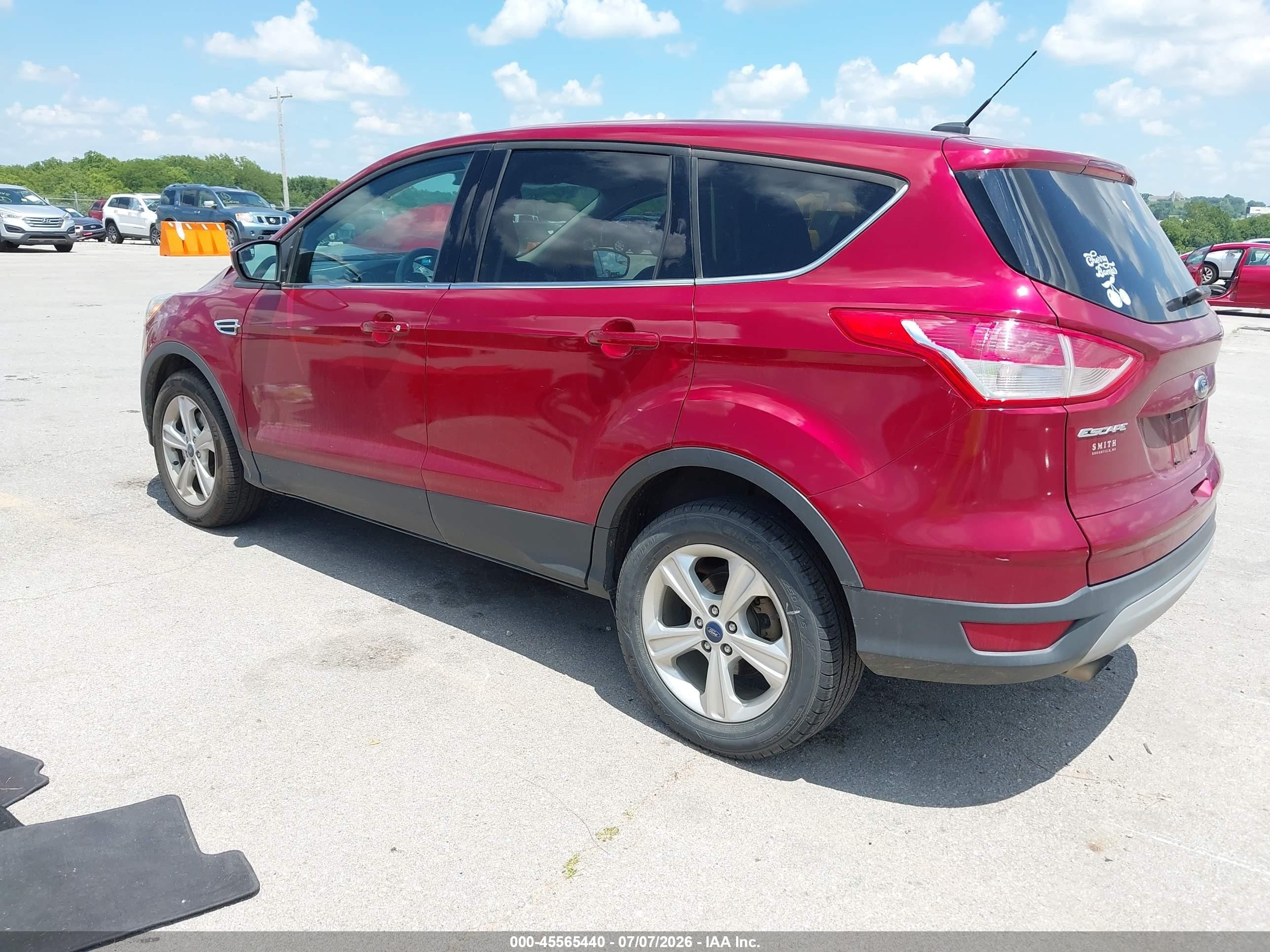 2015 Ford Escape Se Темно-бордовый vin: 1FMCU9G94FUC78830