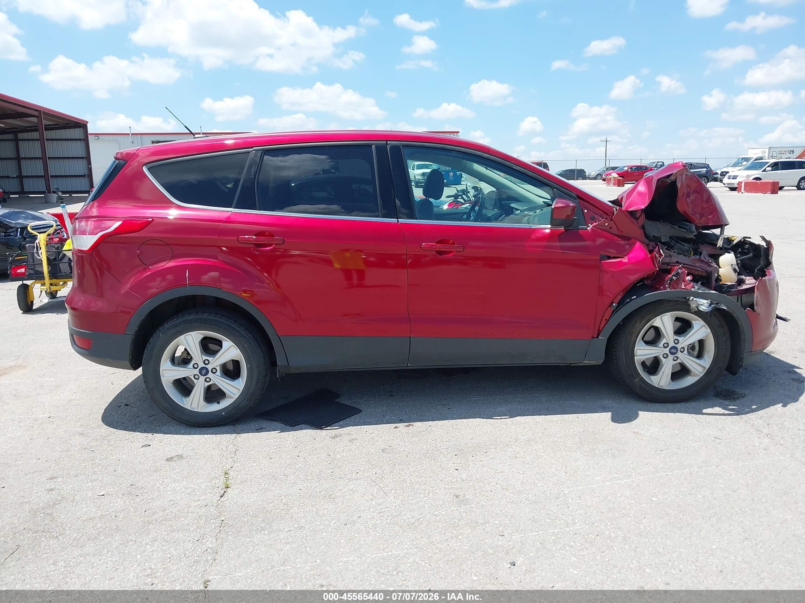 2015 Ford Escape Se Темно-бордовый vin: 1FMCU9G94FUC78830