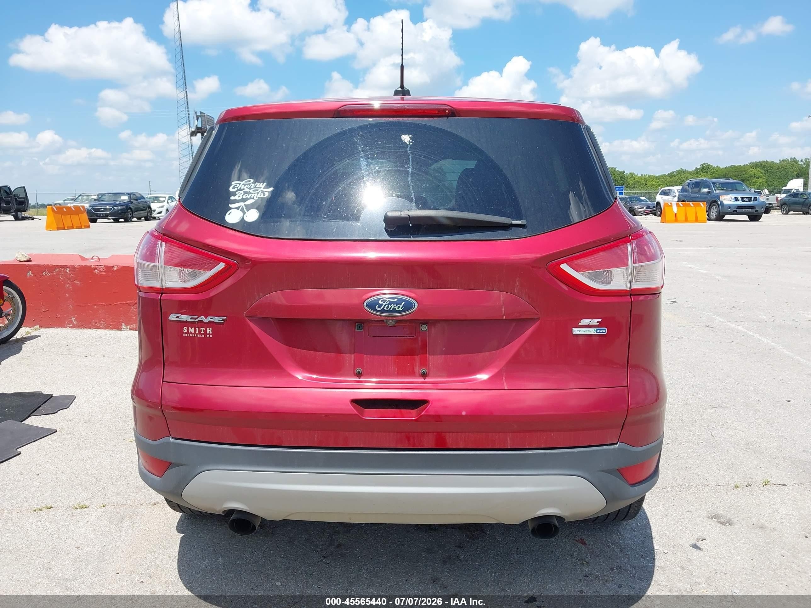 2015 Ford Escape Se Темно-бордовый vin: 1FMCU9G94FUC78830