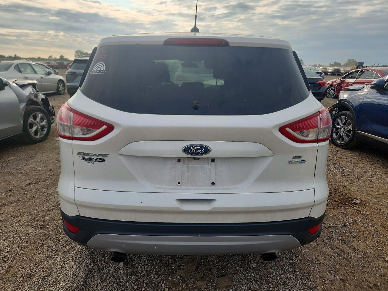 2016 Ford Escape Se White vin: 1FMCU9G94GUB36124