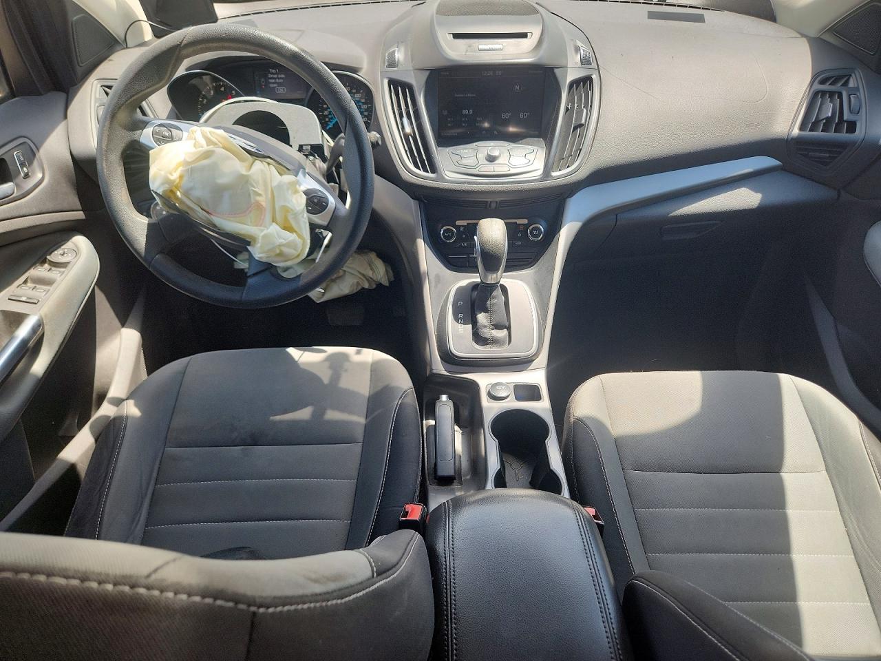 2013 Ford Escape Se Черный vin: 1FMCU9G95DUA13301