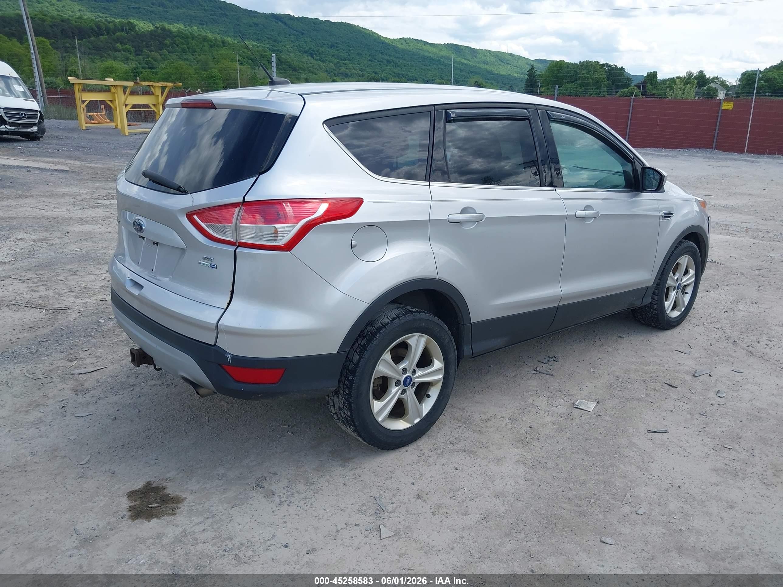 2014 Ford Escape Se Silver vin: 1FMCU9G95EUA04289