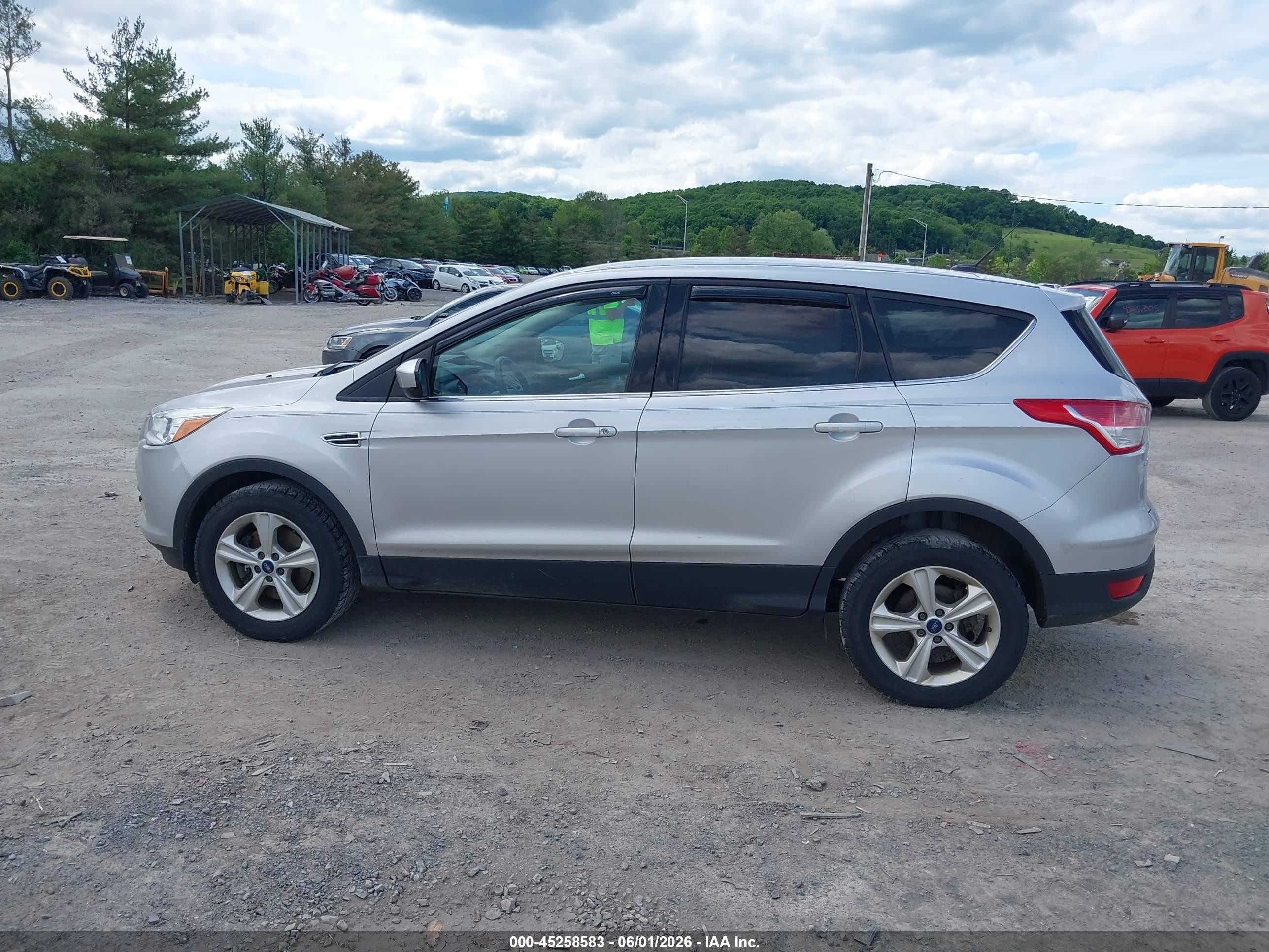 2014 Ford Escape Se Silver vin: 1FMCU9G95EUA04289