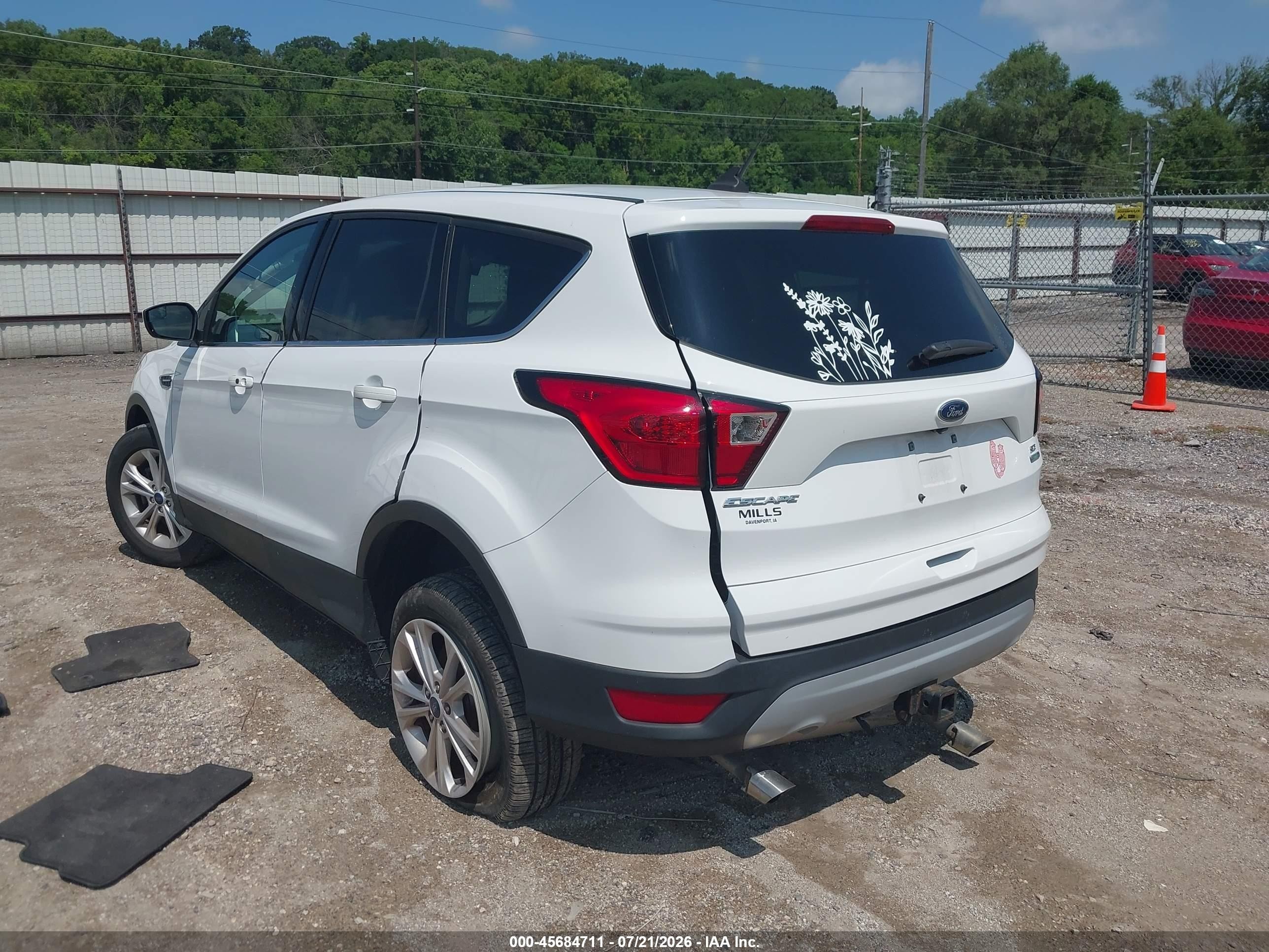 2019 Ford Escape Se White vin: 1FMCU9G95KUA65590