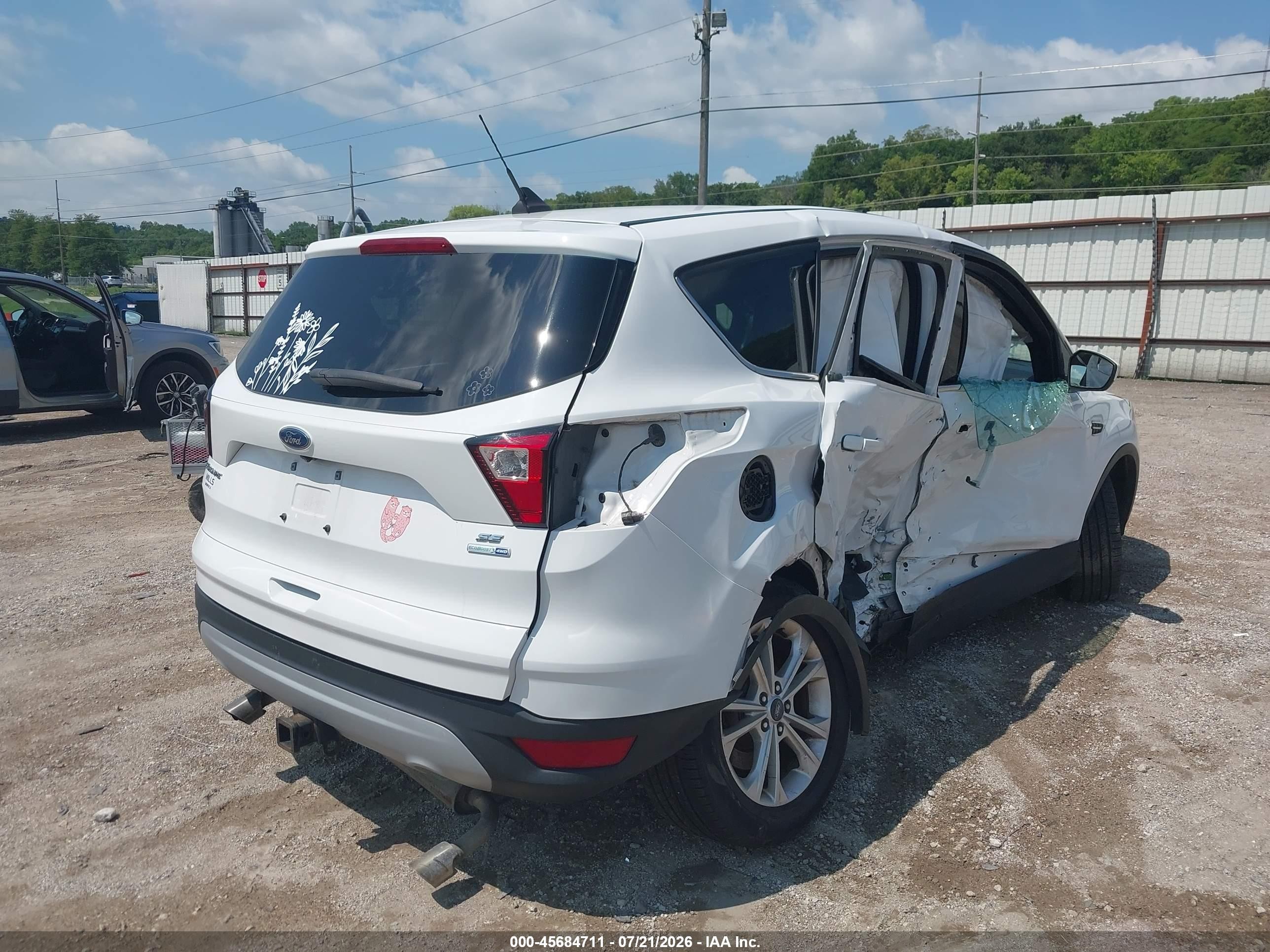 2019 Ford Escape Se White vin: 1FMCU9G95KUA65590