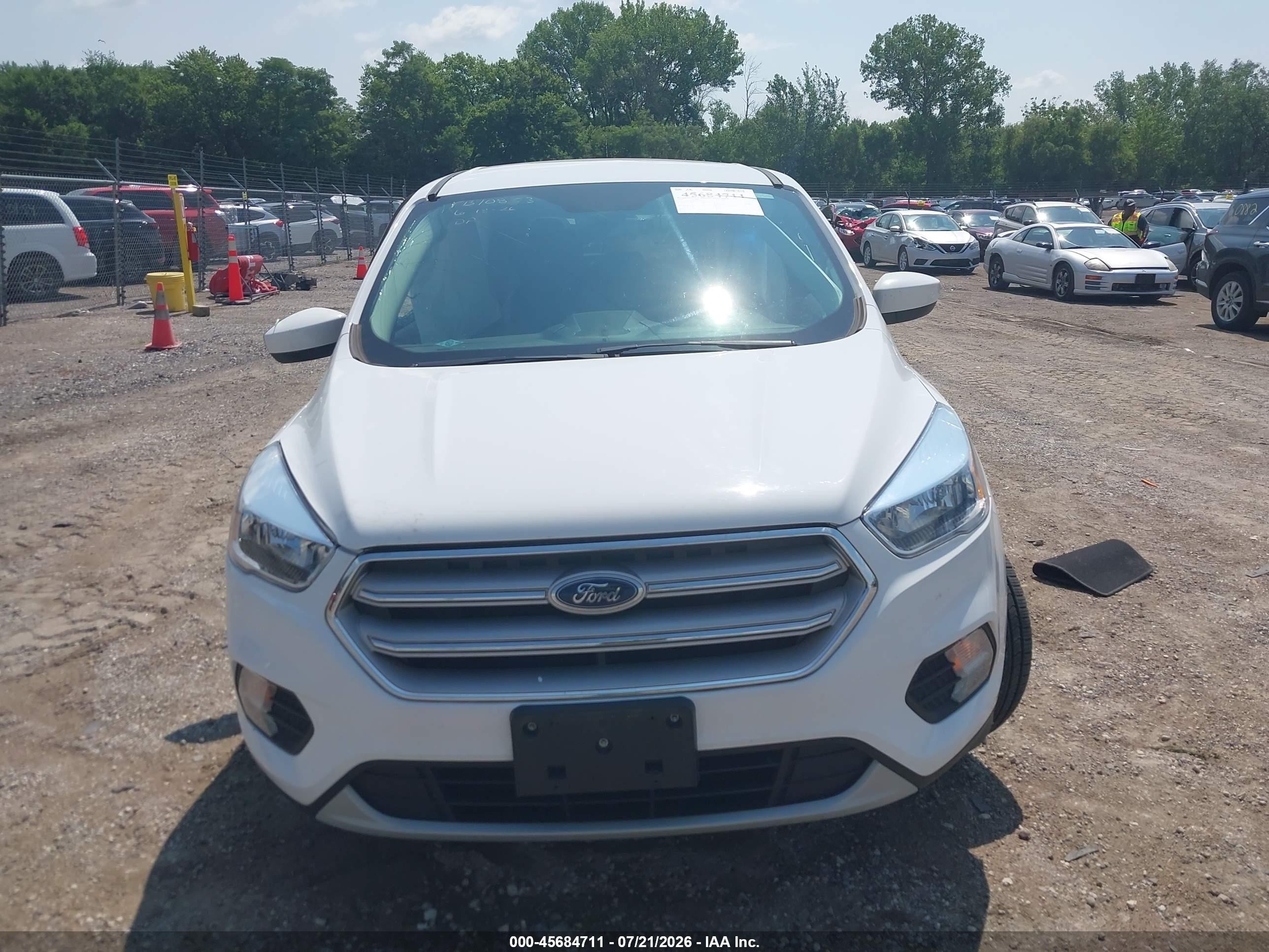 2019 Ford Escape Se White vin: 1FMCU9G95KUA65590