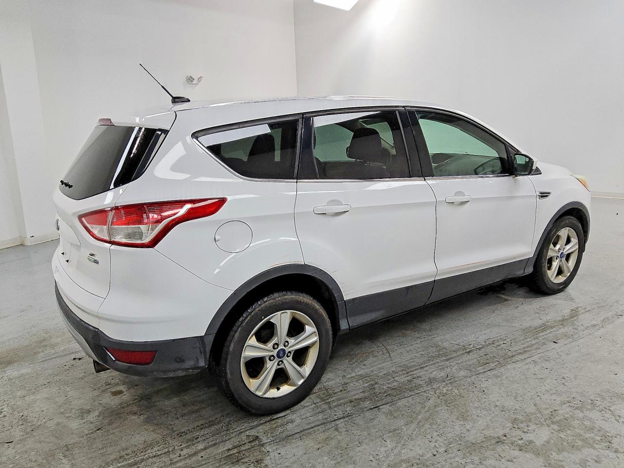 2013 Ford Escape Se White vin: 1FMCU9G96DUC90524