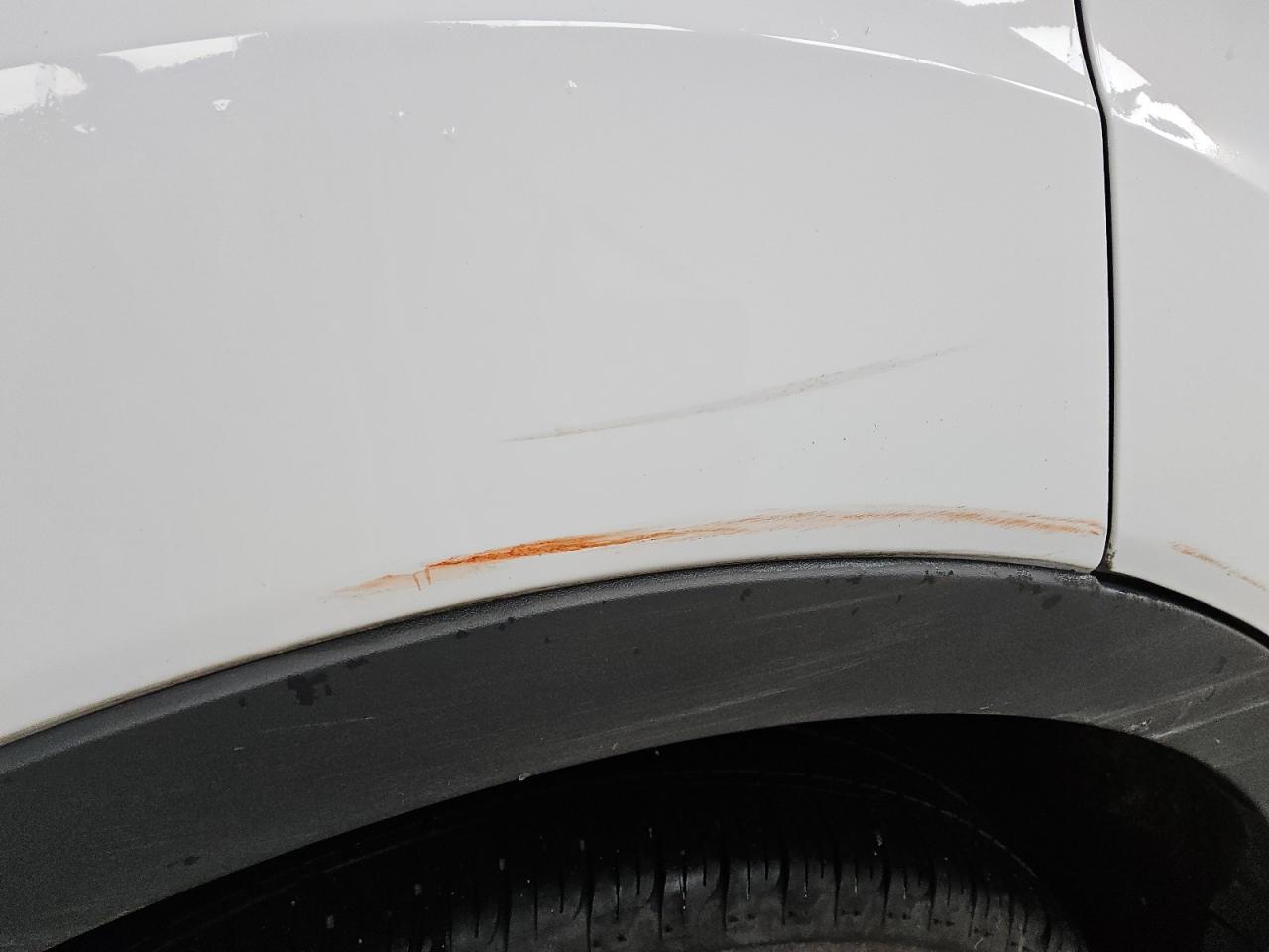 2013 Ford Escape Se White vin: 1FMCU9G96DUC90524 Damage: Right Qtr Panel, Heavy Scratch, 9 To 10 Inches