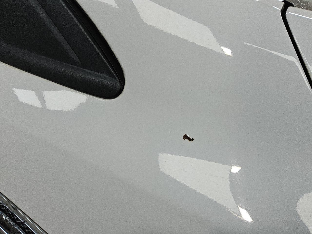2013 Ford Escape Se White vin: 1FMCU9G96DUC90524 Damage: Right Front Fender, Heavy Scratch, 1/8 To 1/2 Inch