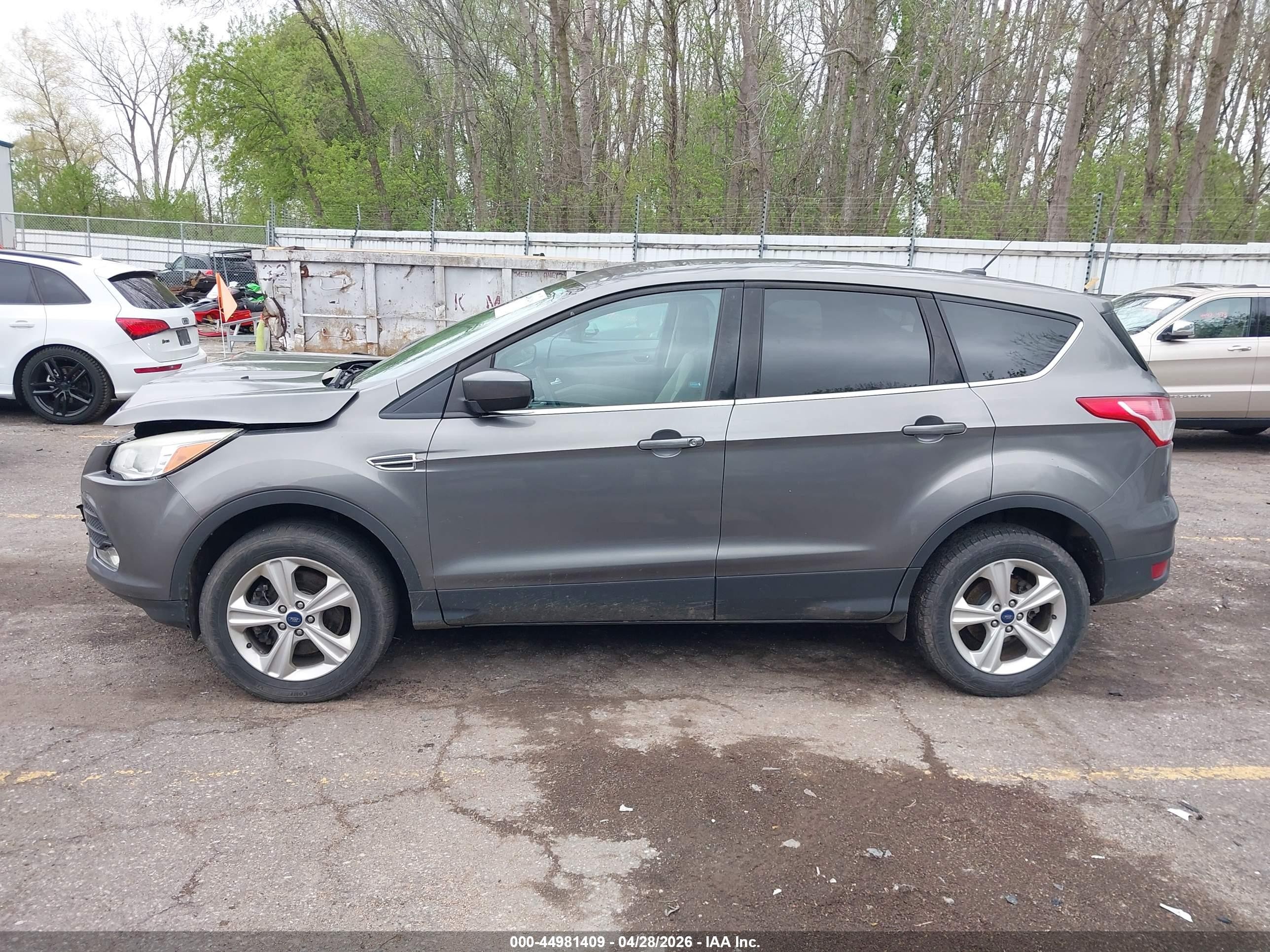 2014 Ford Escape Se Gray vin: 1FMCU9G96EUC31362