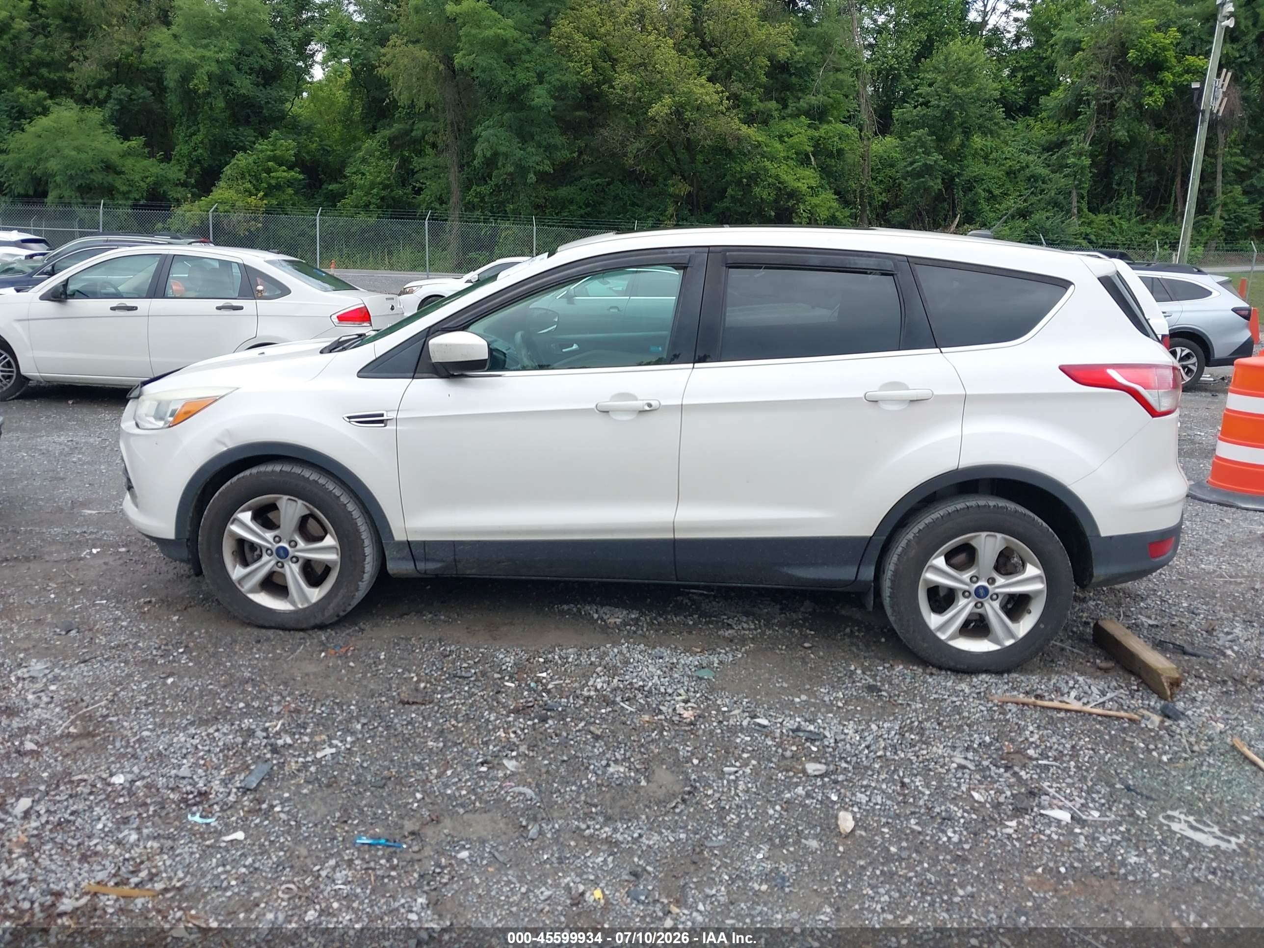 2015 Ford Escape Se White vin: 1FMCU9G96FUA76362