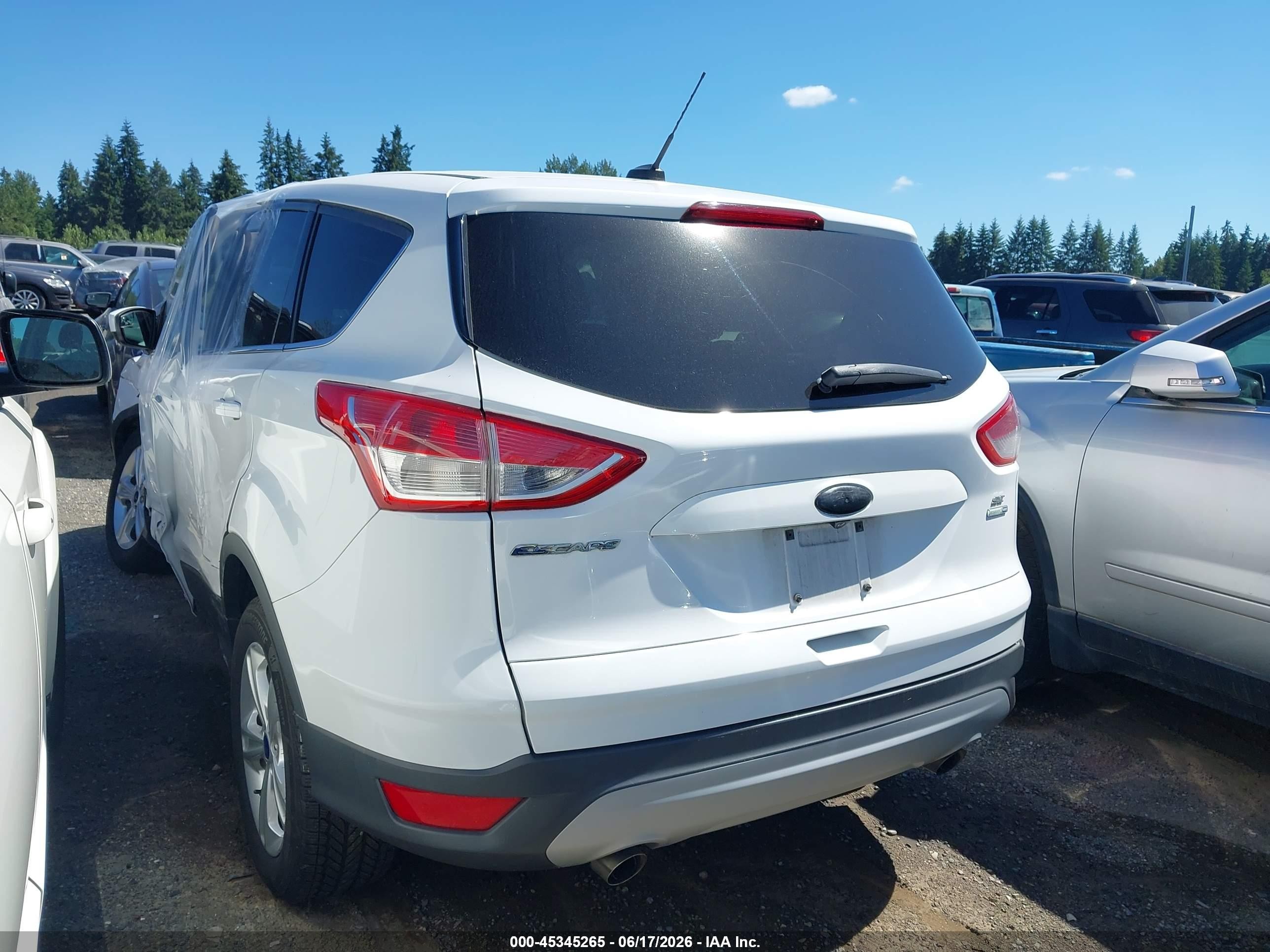 2015 Ford Escape Se White vin: 1FMCU9G96FUB96288