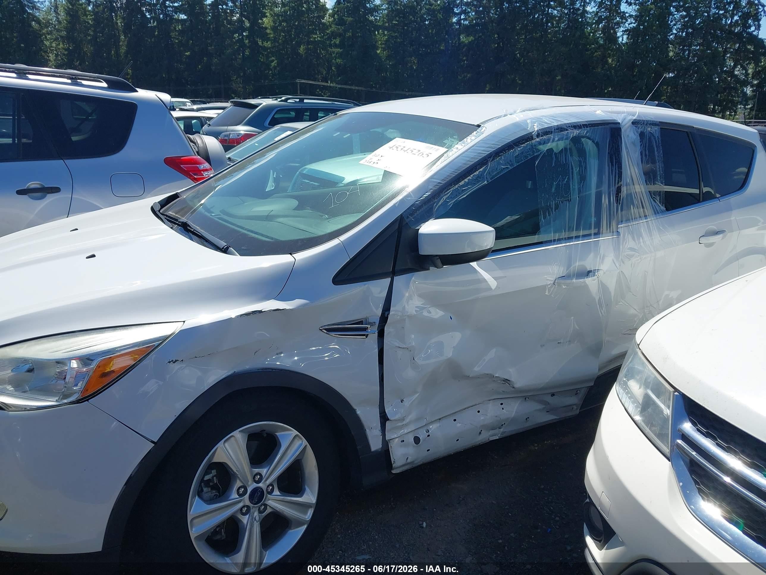 2015 Ford Escape Se White vin: 1FMCU9G96FUB96288