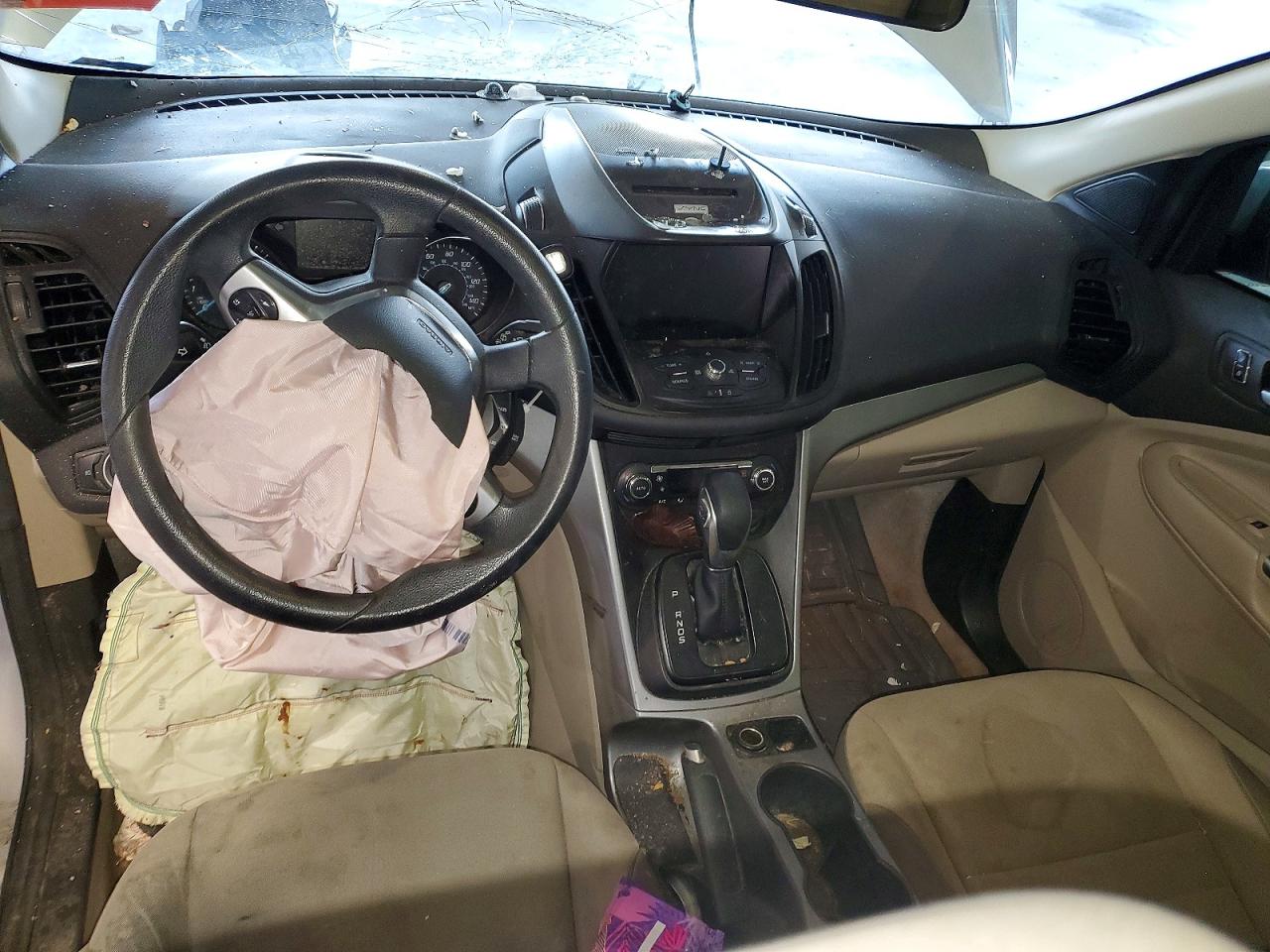 2015 Ford Escape Se Серебряный vin: 1FMCU9G96FUC82796