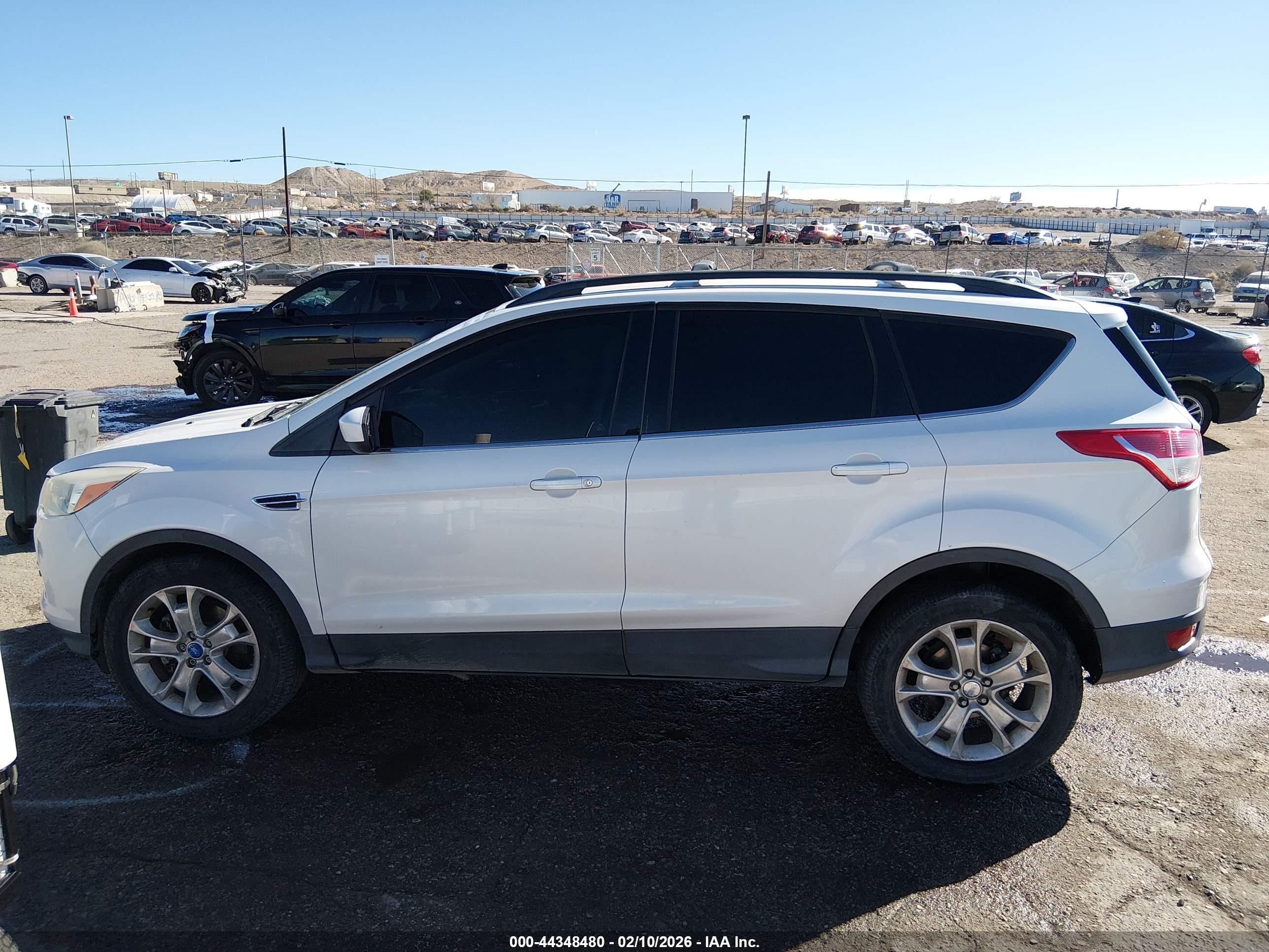 2013 Ford Escape Se White vin: 1FMCU9G97DUB70618