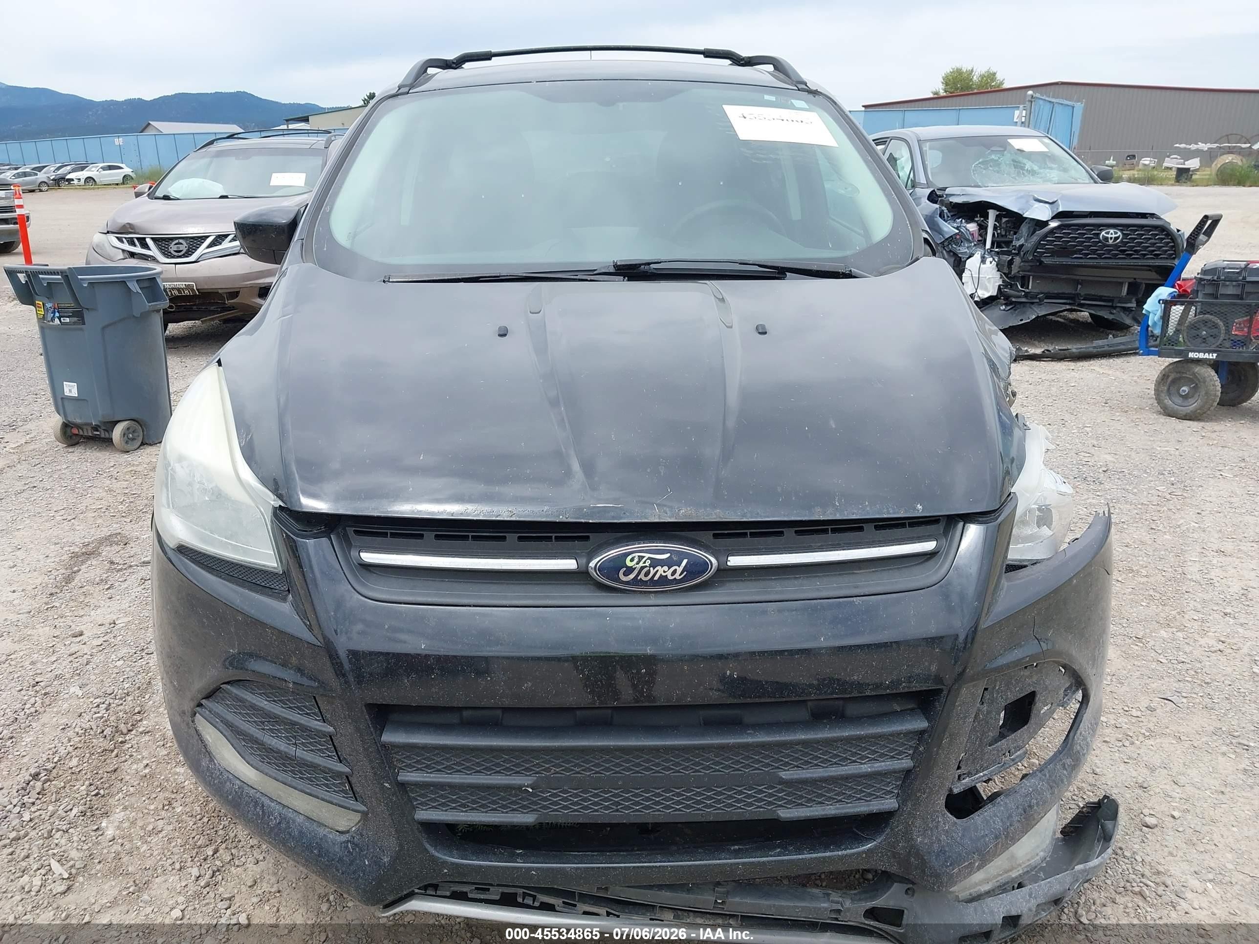 2013 Ford Escape Se Черный vin: 1FMCU9G97DUD27418