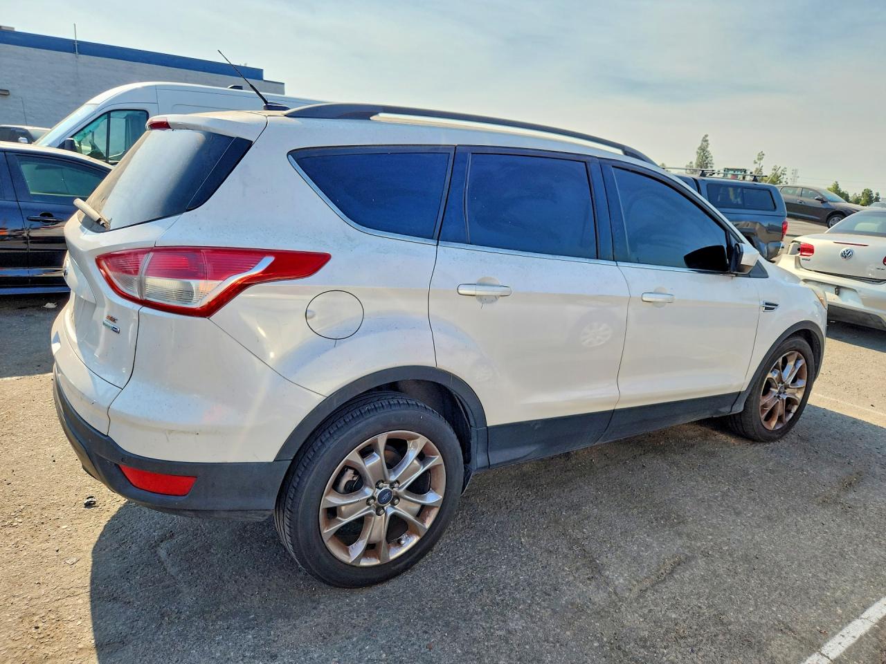 2014 Ford Escape Se White vin: 1FMCU9G97EUB32789
