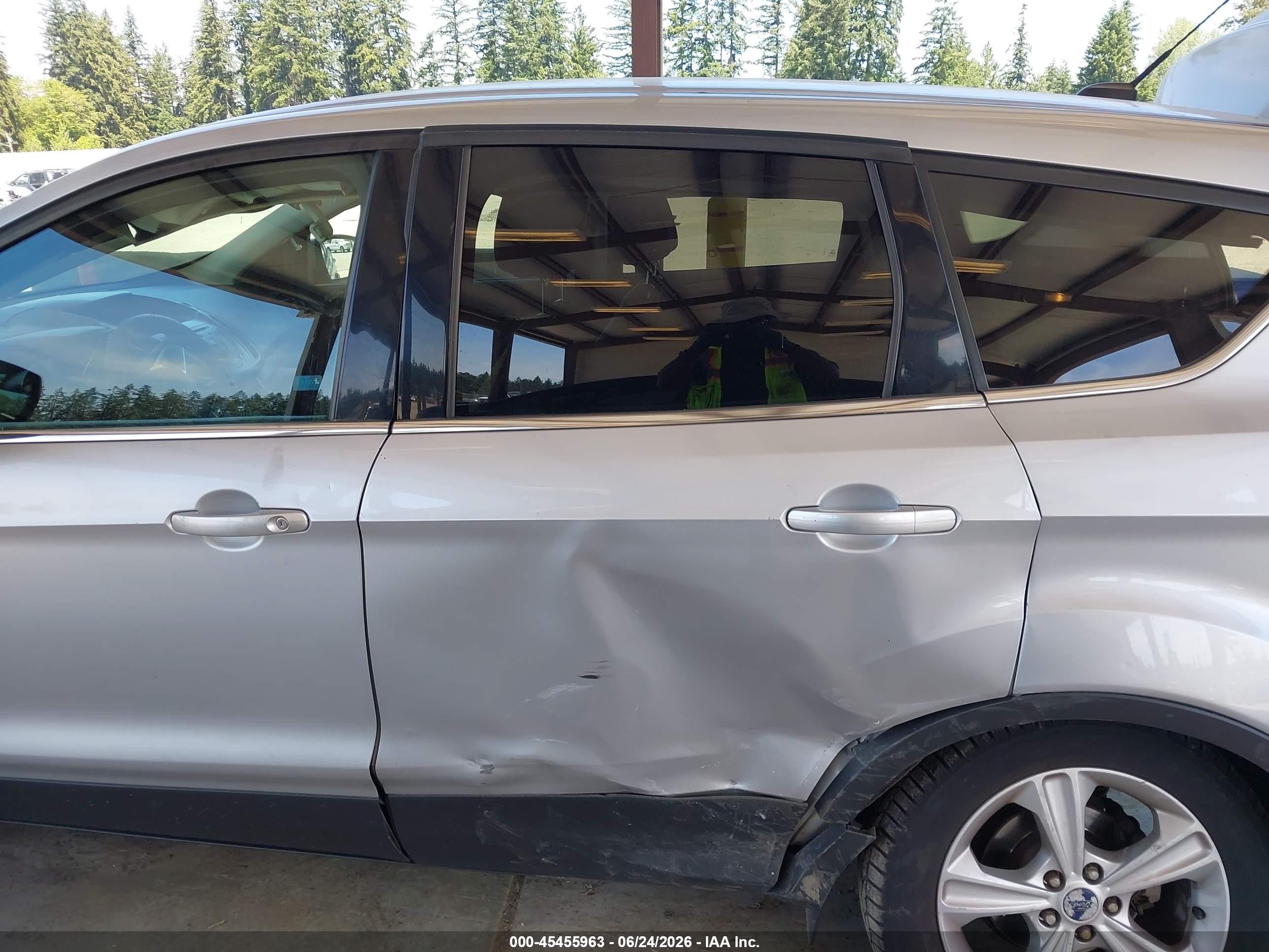 2014 Ford Escape Se Silver vin: 1FMCU9G97EUD12256