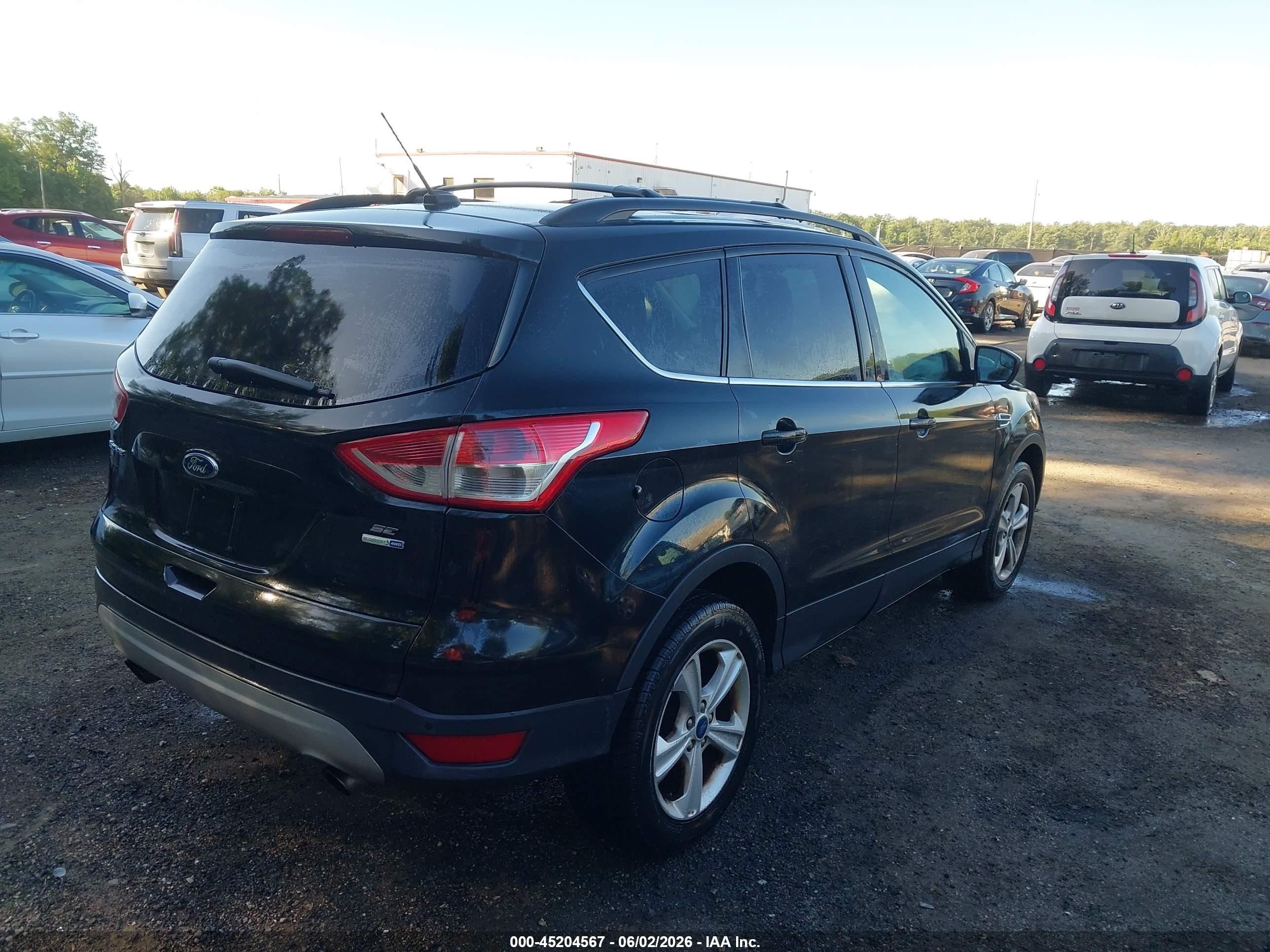 2014 Ford Escape Se Черный vin: 1FMCU9G97EUD55401