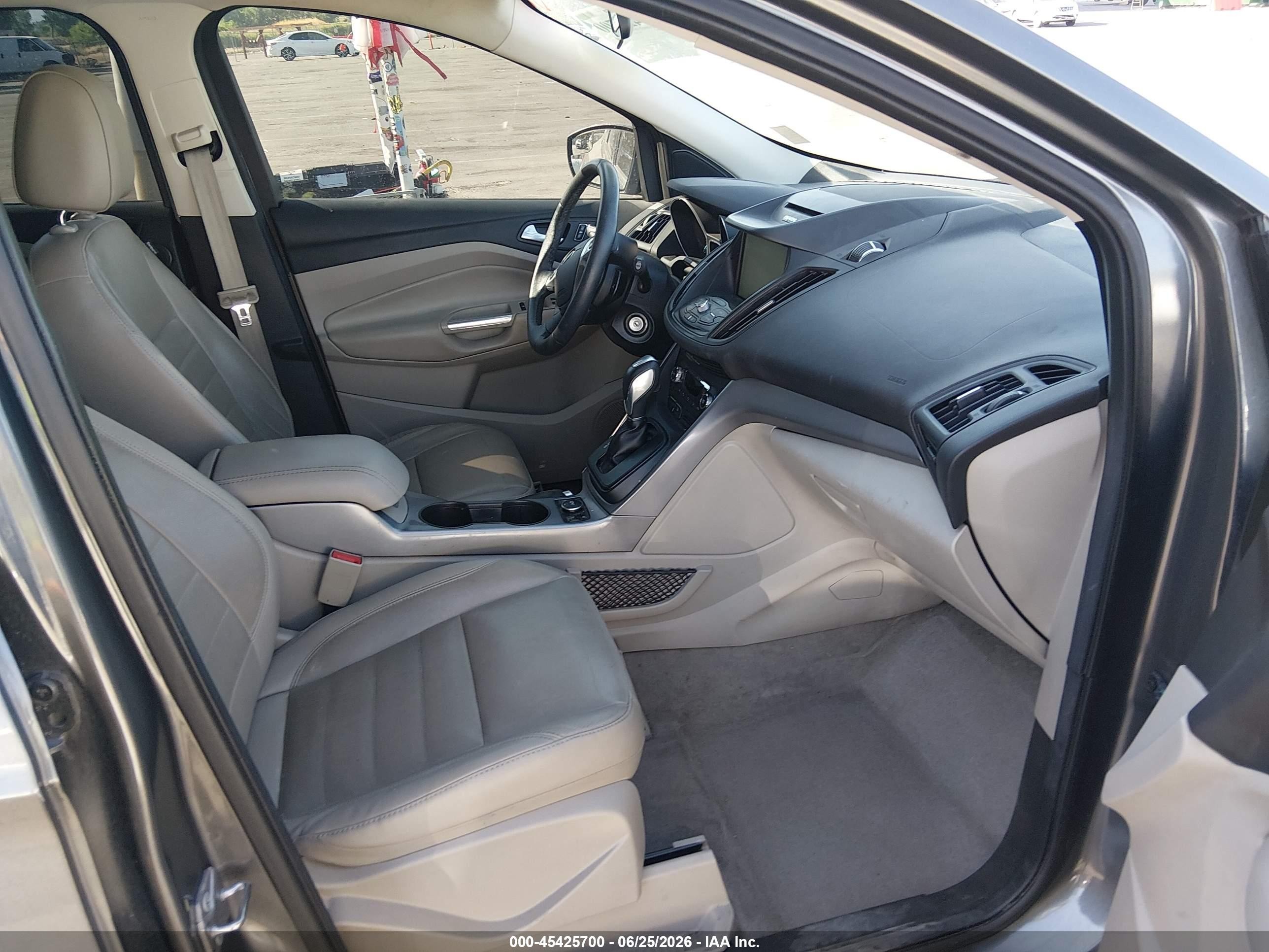 2014 Ford Escape Se Gray vin: 1FMCU9G97EUE40111