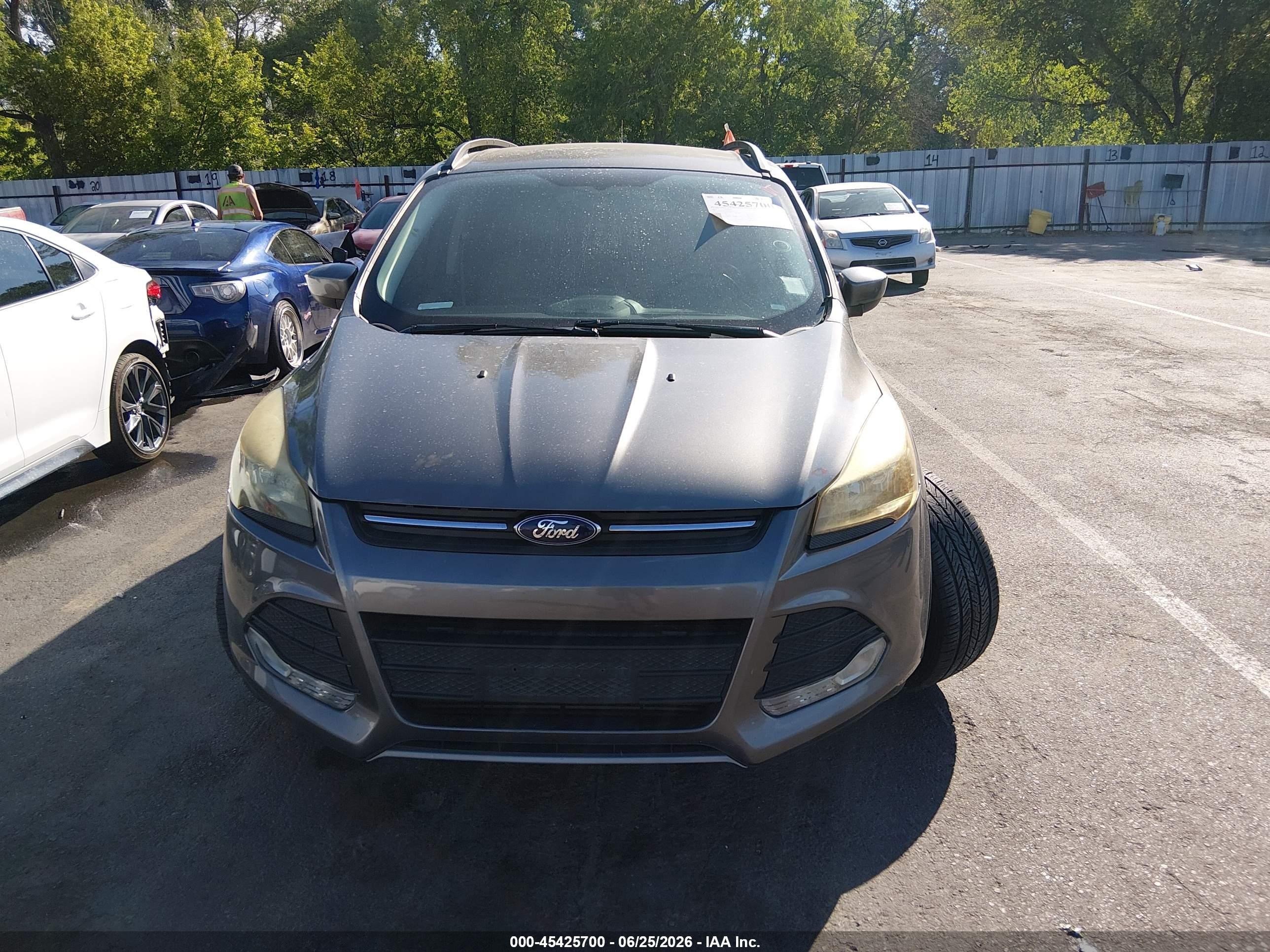 2014 Ford Escape Se Gray vin: 1FMCU9G97EUE40111