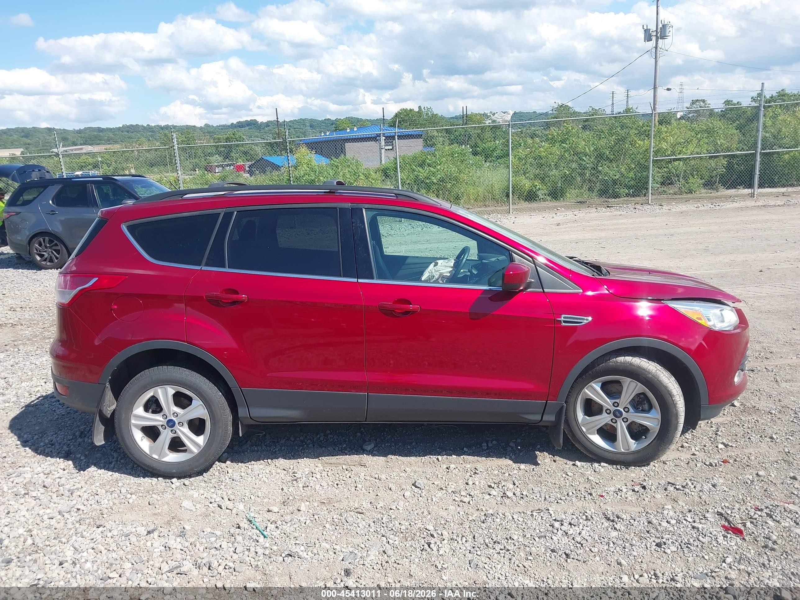 2015 Ford Escape Se Red vin: 1FMCU9G97FUA88794