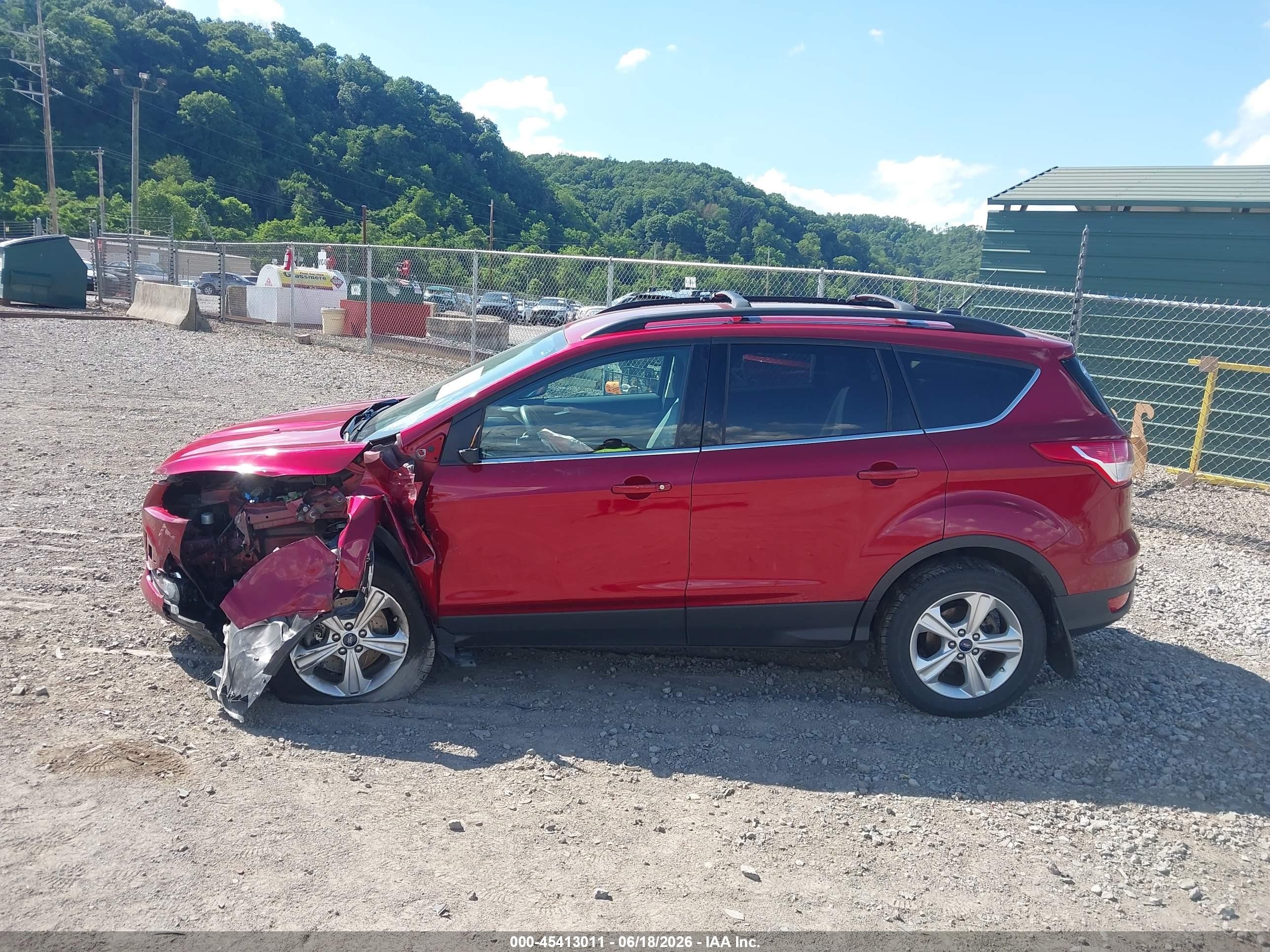 2015 Ford Escape Se Red vin: 1FMCU9G97FUA88794