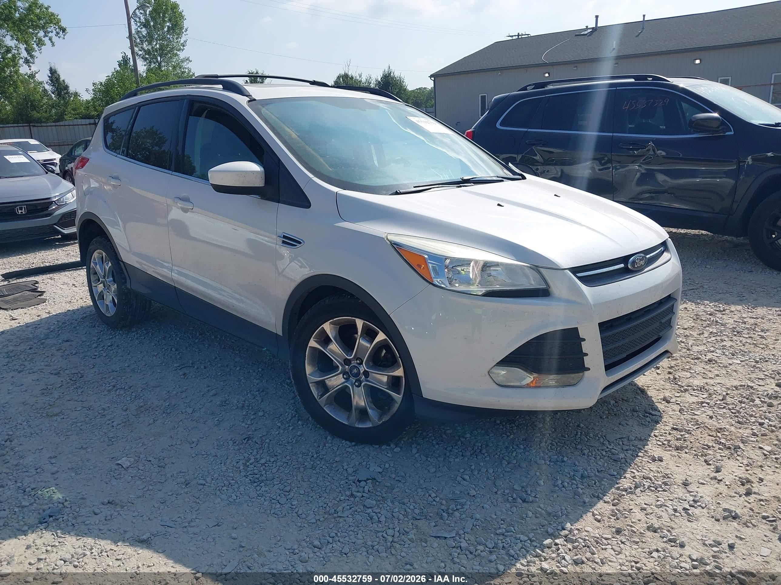 2013 Ford Escape Se Белый vin: 1FMCU9G98DUB46473
