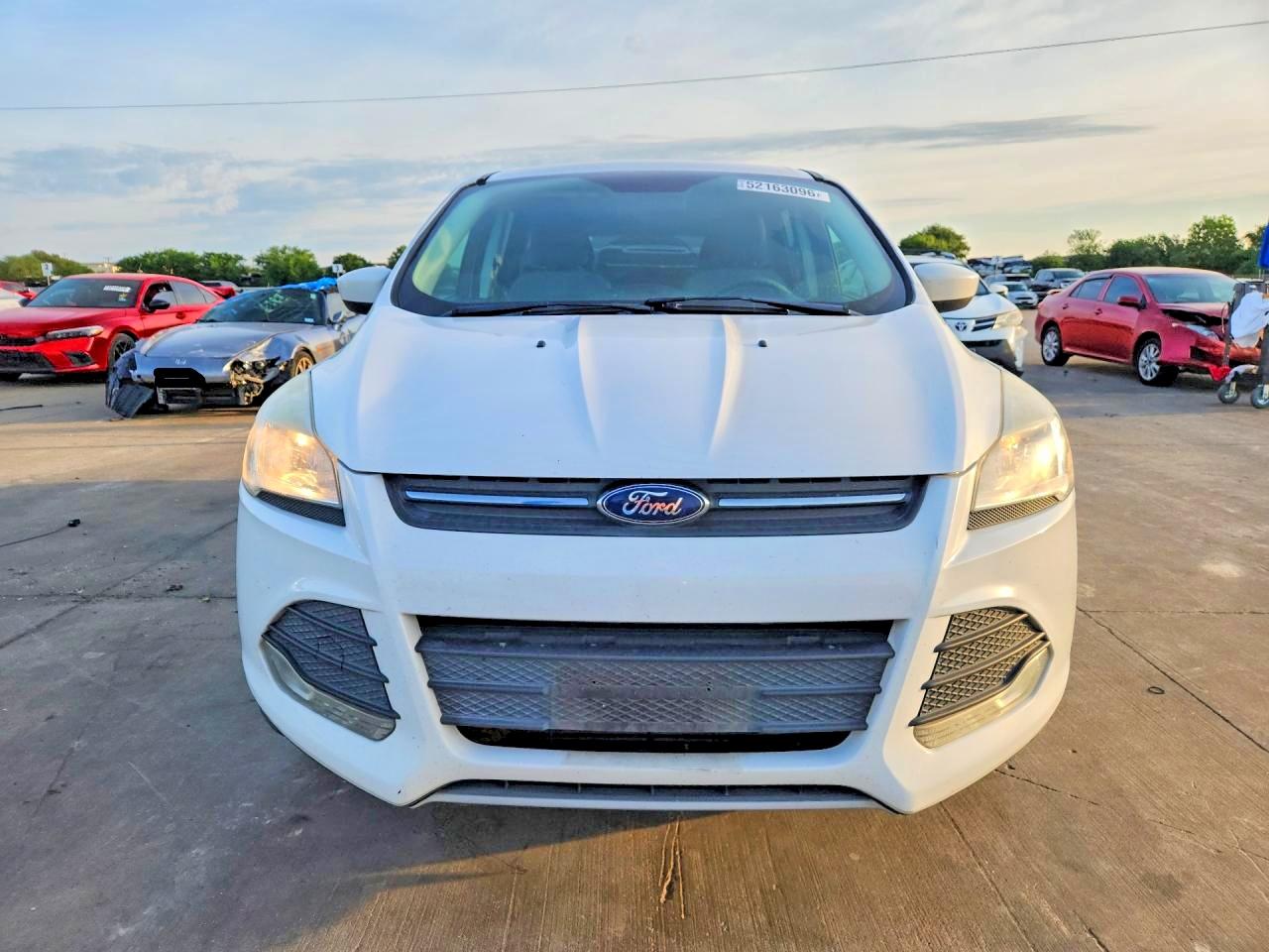 2014 Ford Escape Se White vin: 1FMCU9G98EUA15707