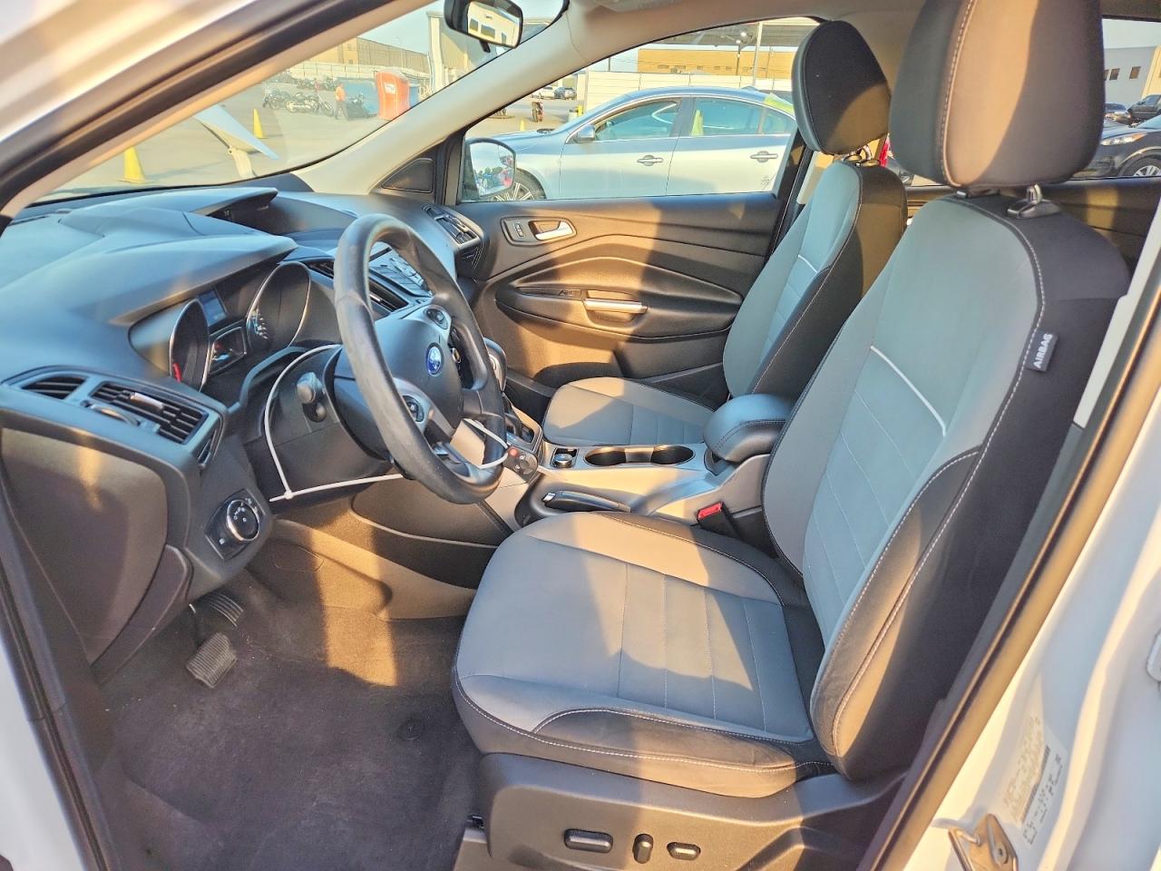 2014 Ford Escape Se White vin: 1FMCU9G98EUA15707