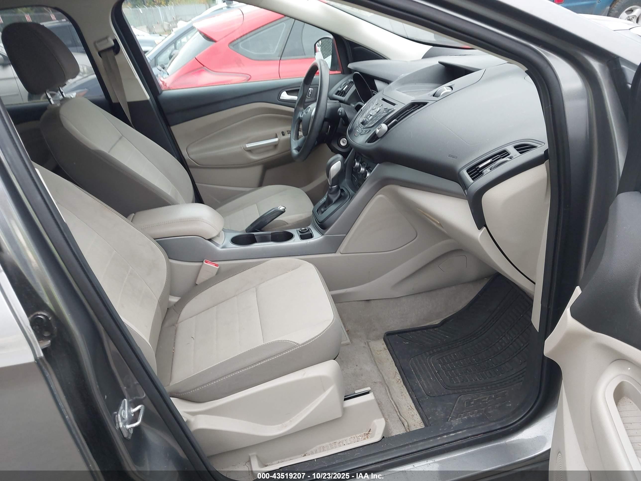 2014 Ford Escape Se Gray vin: 1FMCU9G98EUC38071