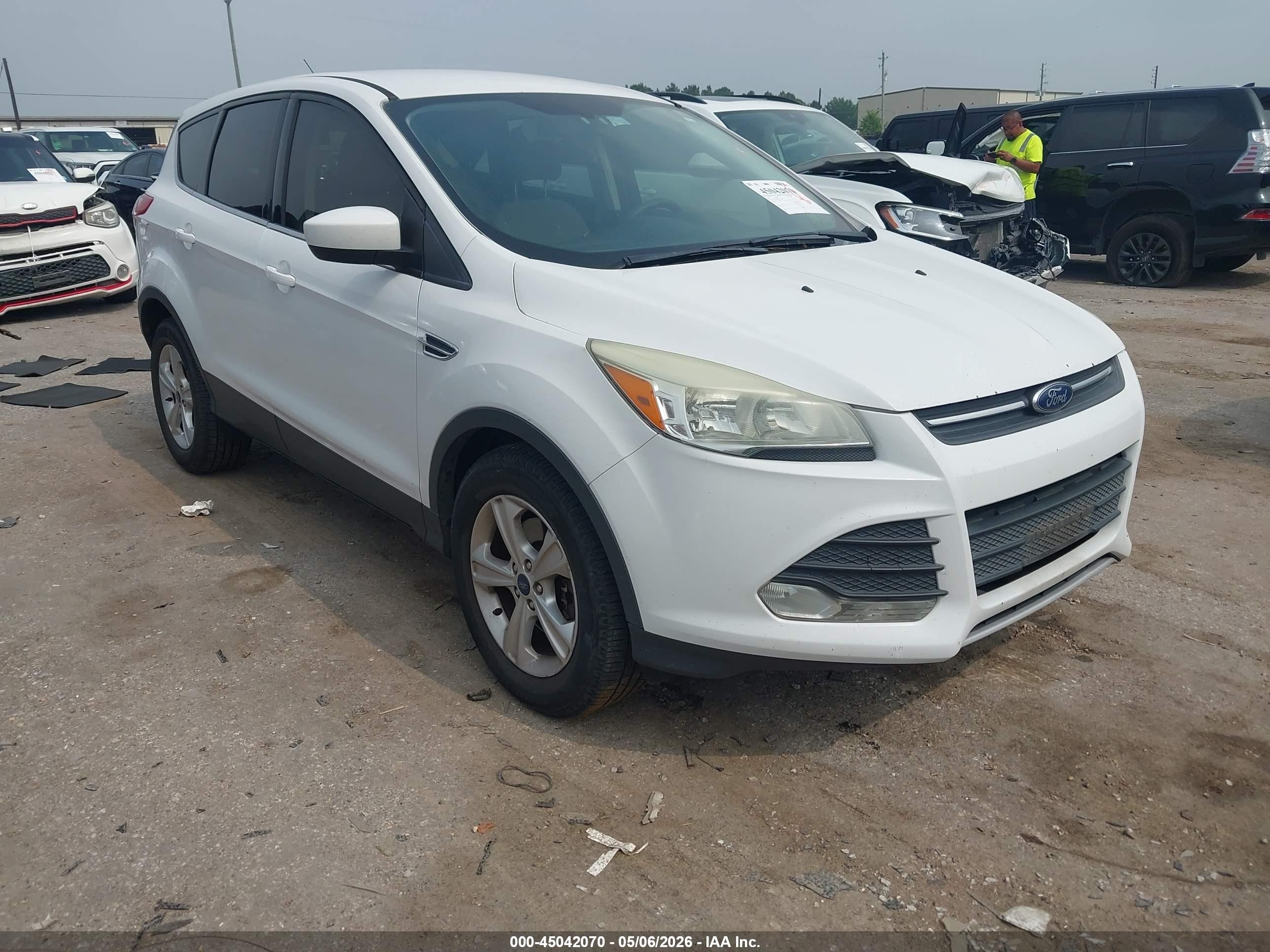 2015 Ford Escape Se White vin: 1FMCU9G98FUA19788