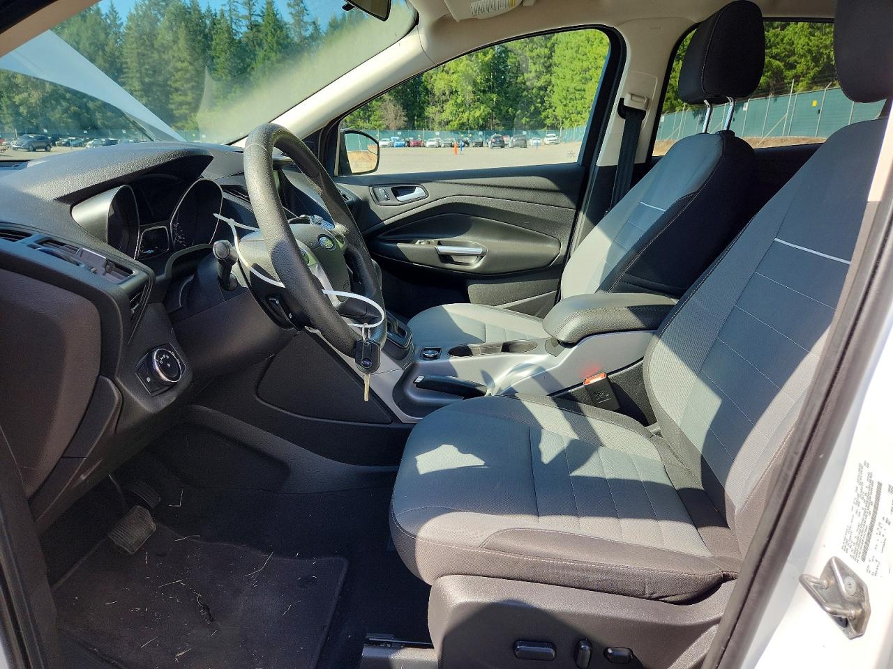 2015 Ford Escape Se White vin: 1FMCU9G98FUA31665