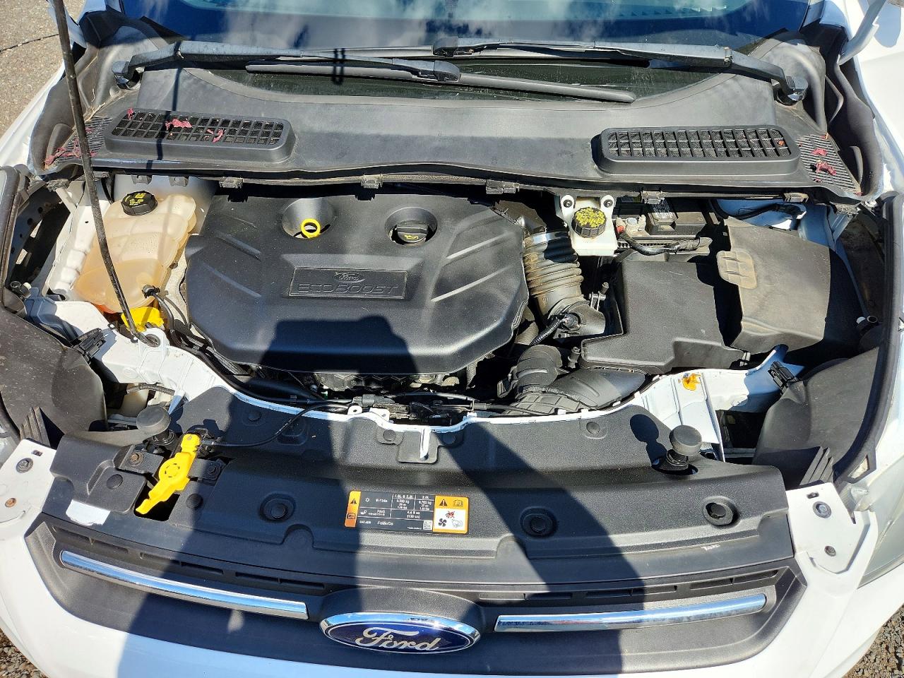 2015 Ford Escape Se White vin: 1FMCU9G98FUA31665