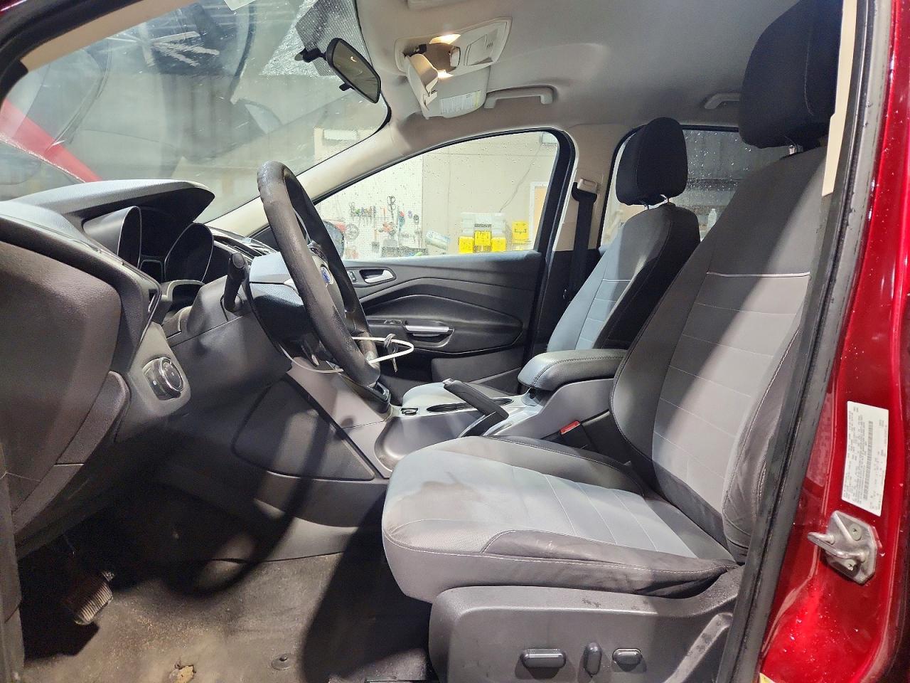 2015 Ford Escape Se Red vin: 1FMCU9G98FUA54153