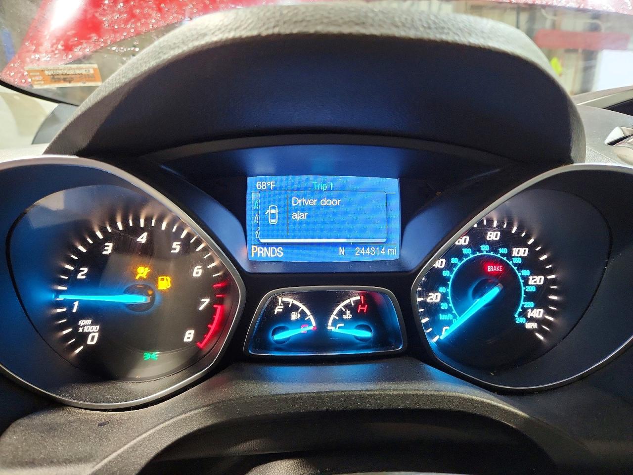 2015 Ford Escape Se Red vin: 1FMCU9G98FUA54153