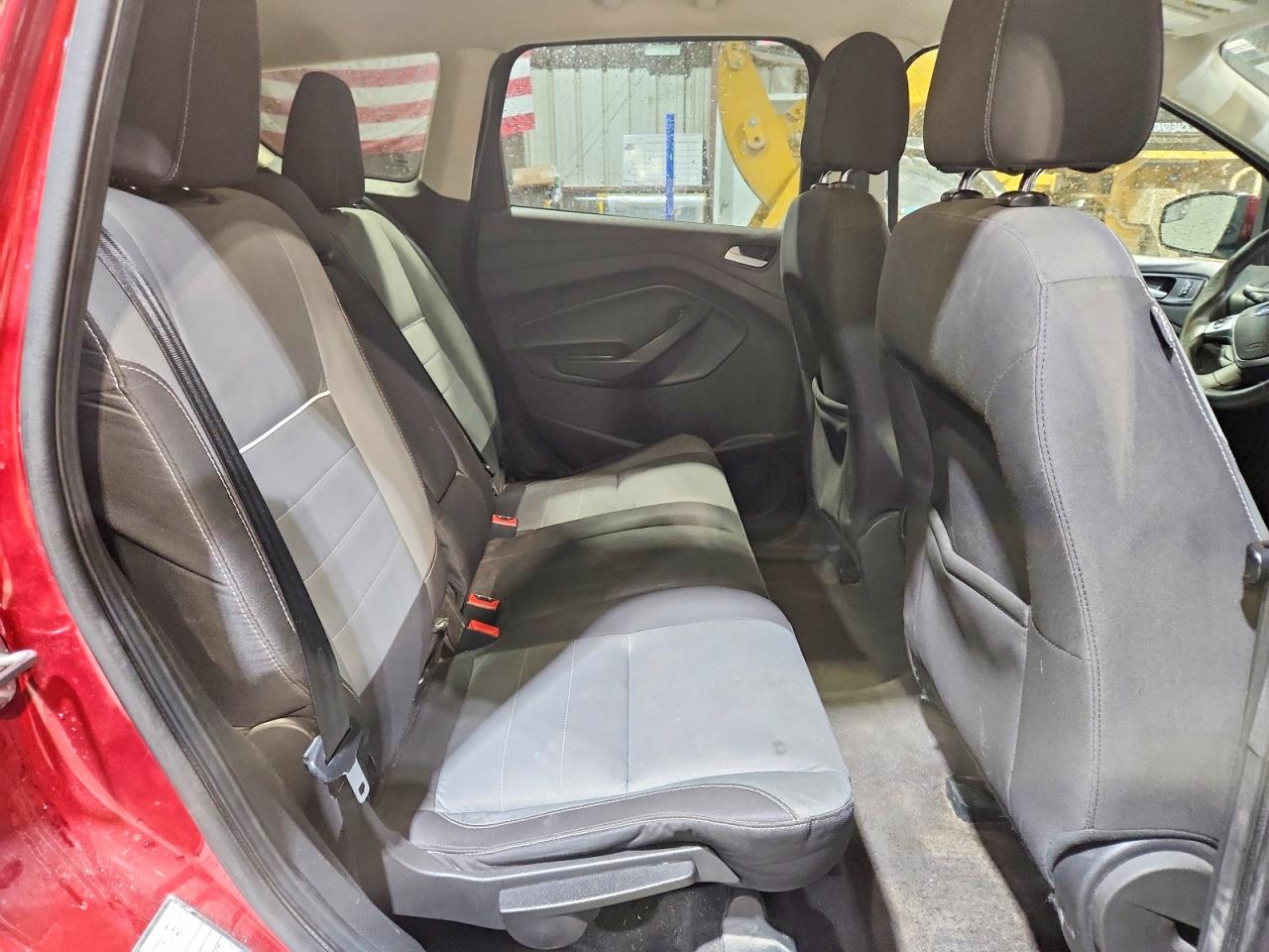 2015 Ford Escape Se Red vin: 1FMCU9G98FUA54153